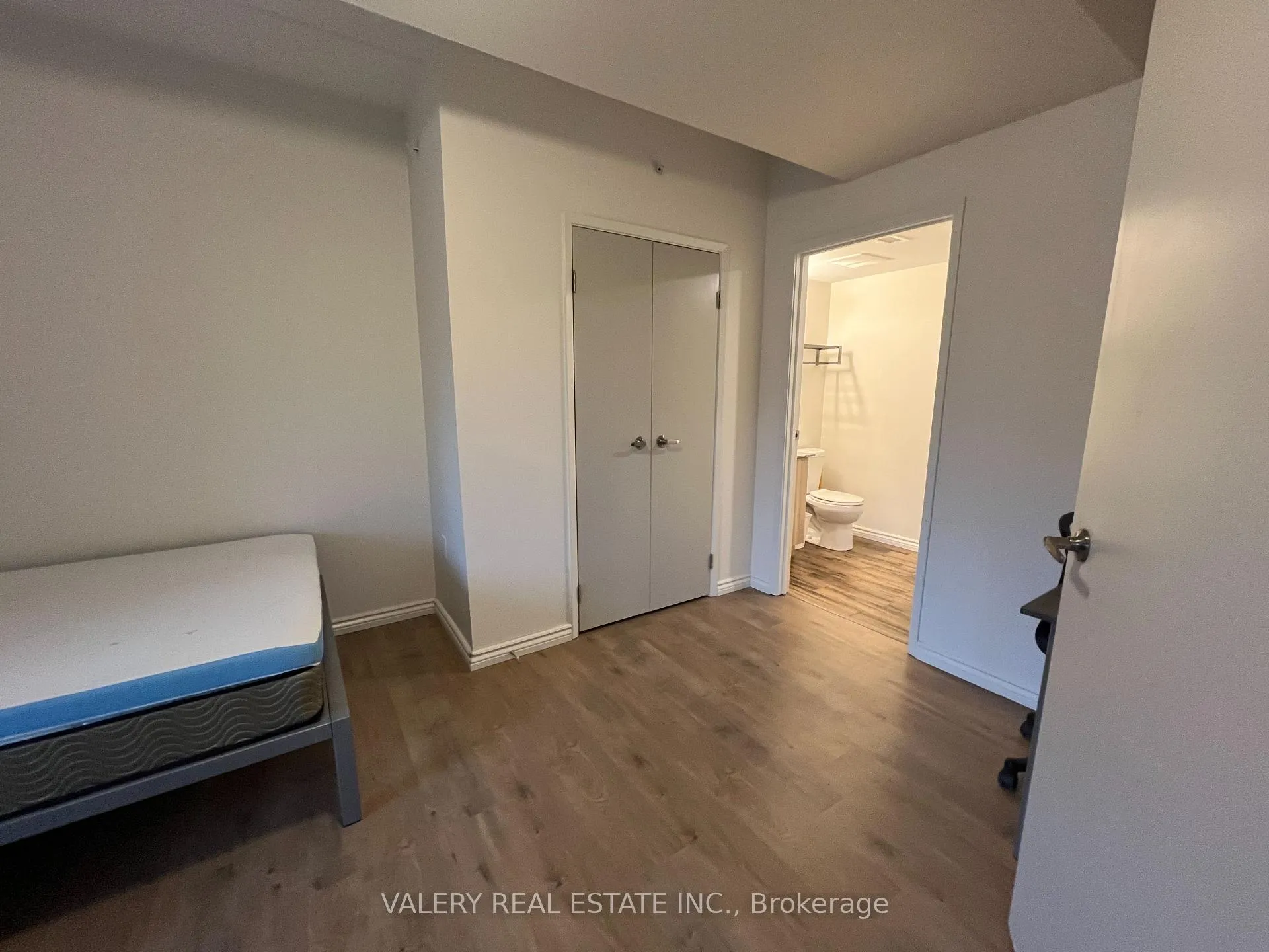 Photo 5 of Unit A508, 275 Larch Street, Waterloo — HOMEH