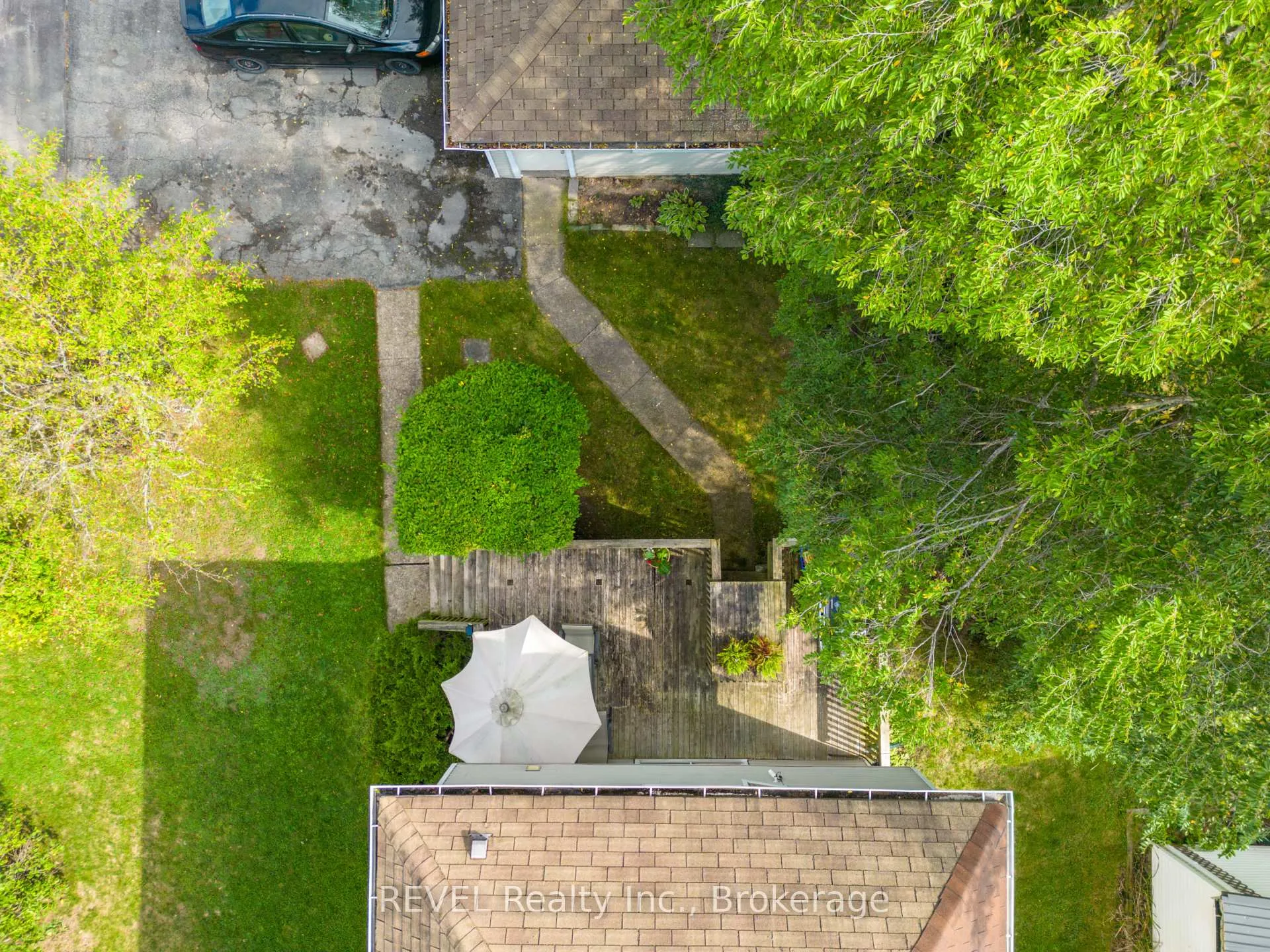 Photo 19 of 32 Bay Avenue, Welland, Dain City — HOMEH