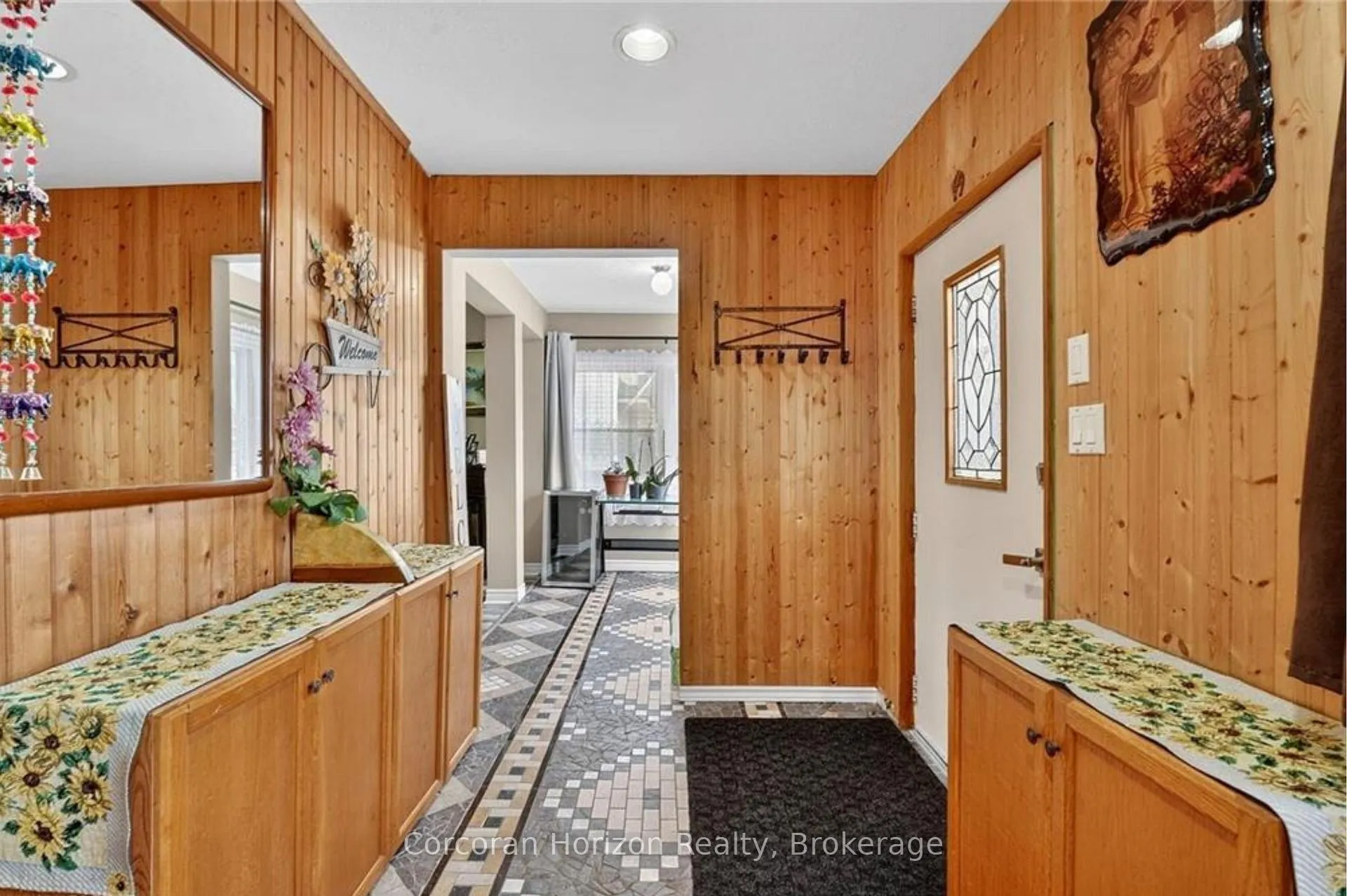 Photo 6 of 5270 Second Avenue, Niagara Falls, Cherrywood — HOMEH