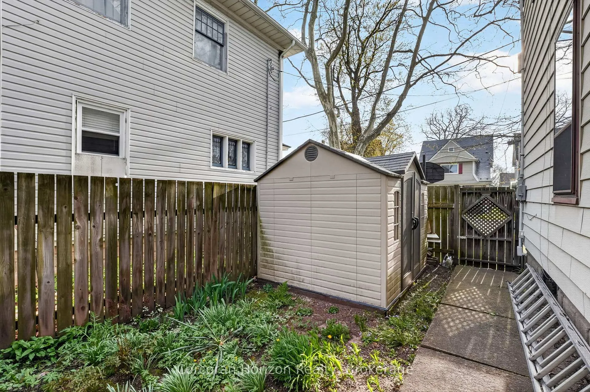 Photo 26 of 5270 Second Avenue, Niagara Falls, Cherrywood — HOMEH