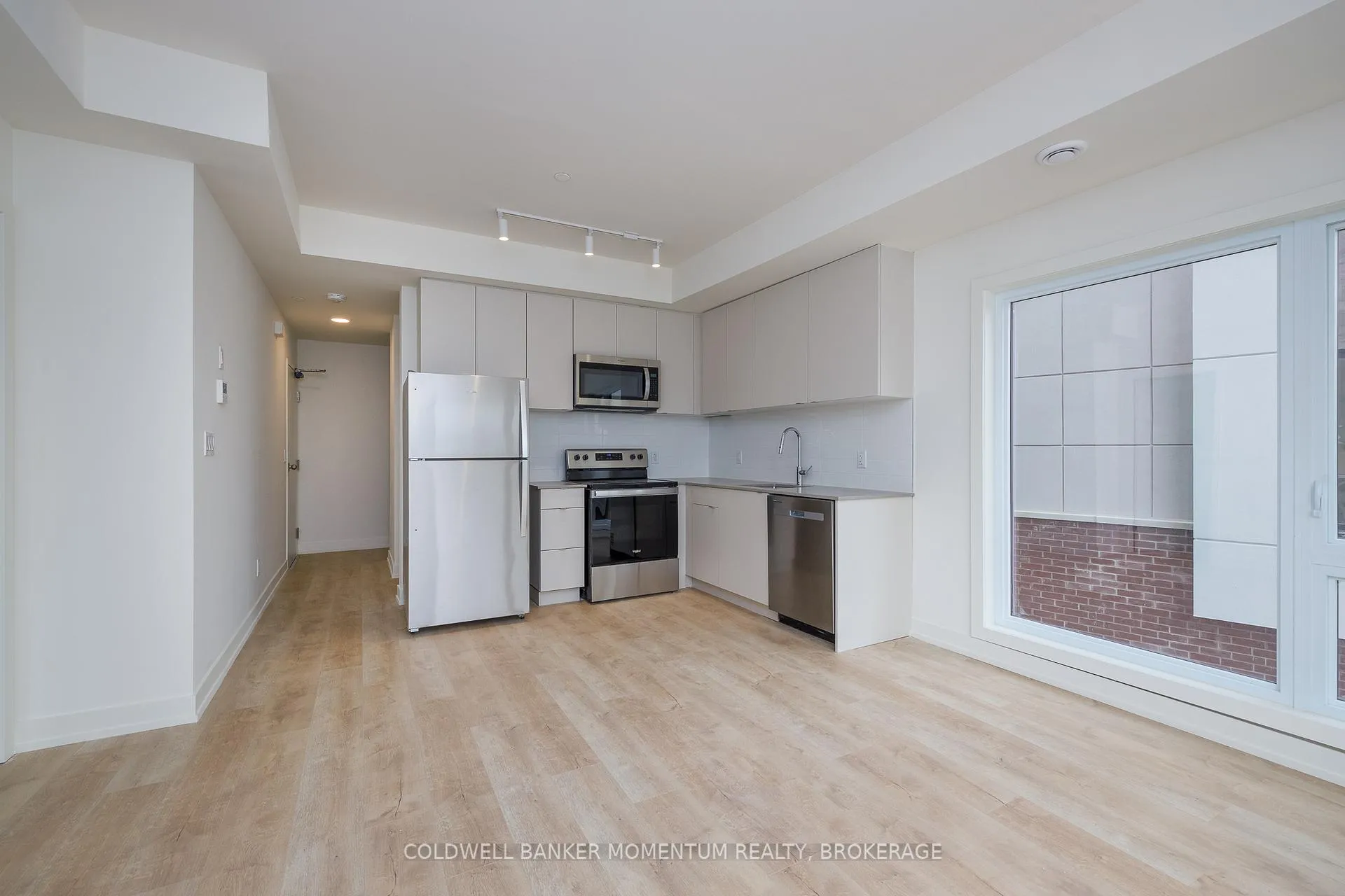 Photo 10 of Unit 311A, 16 Melbourne Avenue, St. Catharines, E. Chester — HOMEH