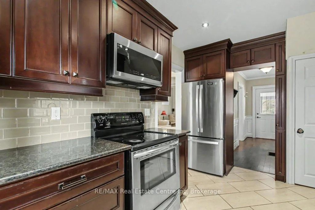 Photo 14 of 598 Woolwich Street, Guelph, Exhibition Park — HOMEH