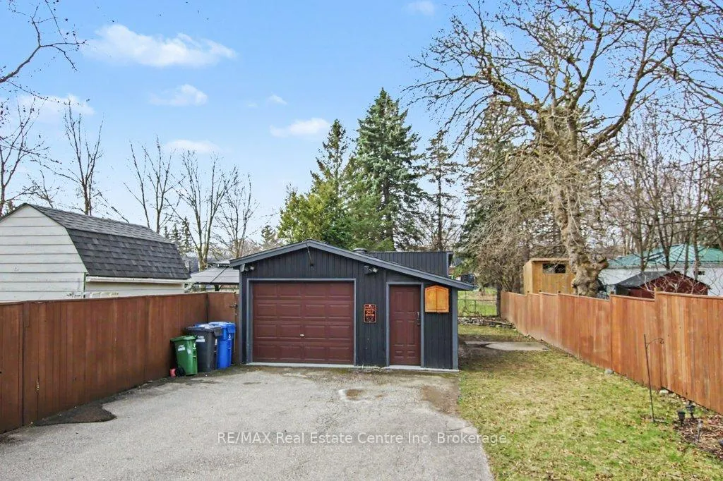 Photo 27 of 598 Woolwich Street, Guelph, Exhibition Park — HOMEH