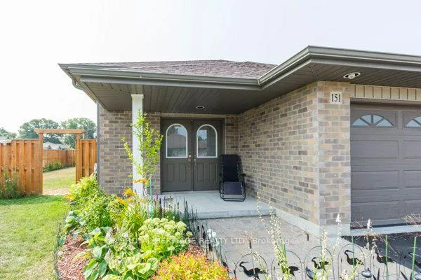 Photo 2 of 151 Rollins Drive, Belleville, Belleville Ward — HOMEH