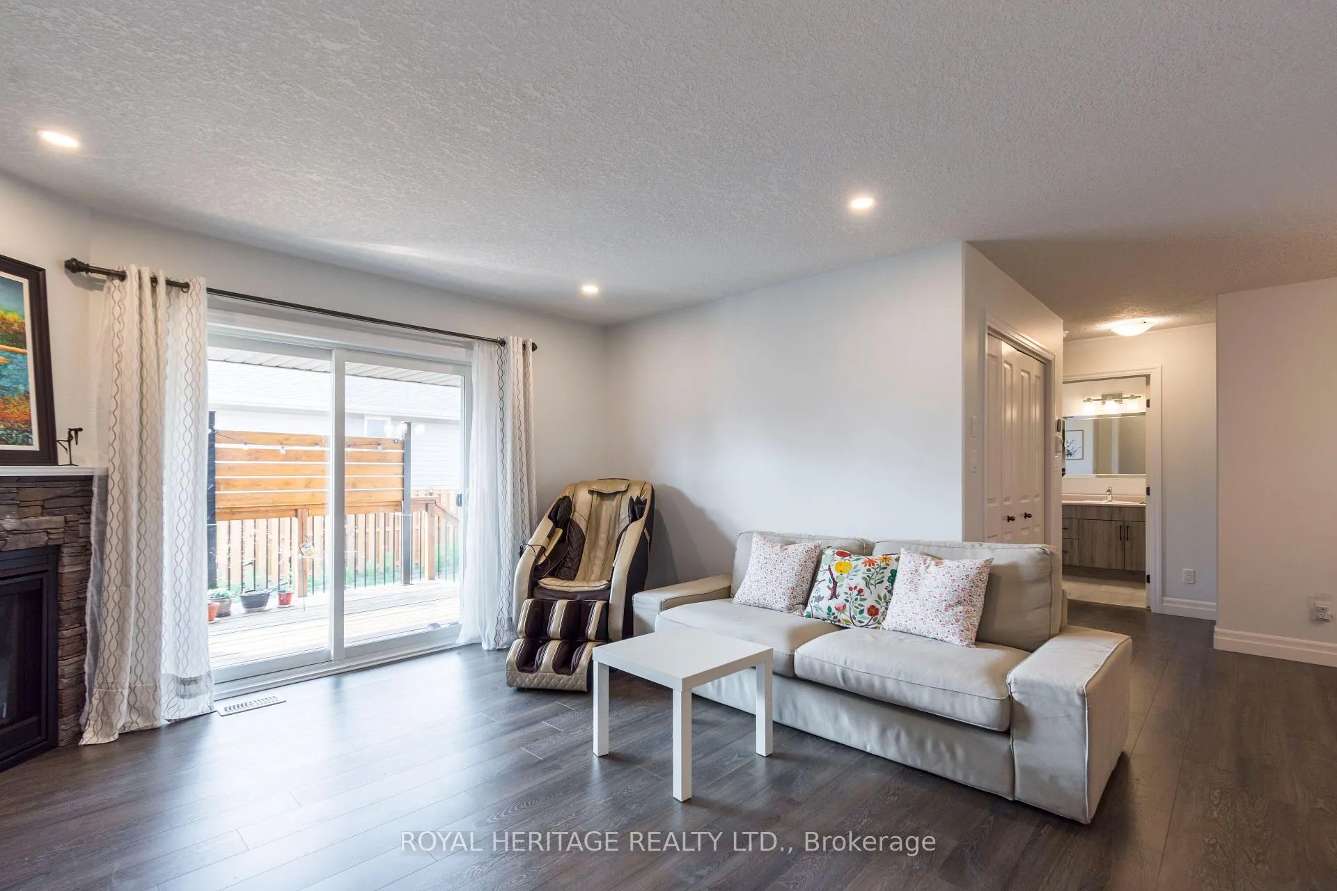 Photo 14 of 151 Rollins Drive, Belleville, Belleville Ward — HOMEH