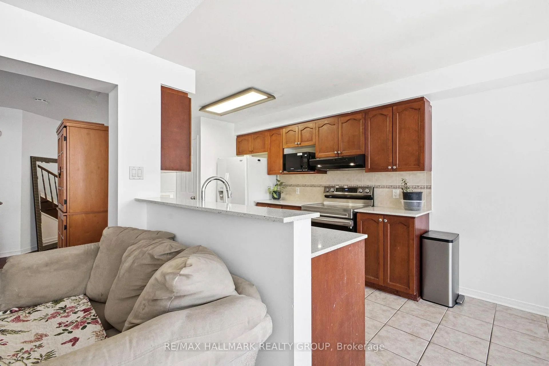 Photo 11 of 759 Everton Way, Ottawa, Riverside South/Gloucester Glen — HOMEH