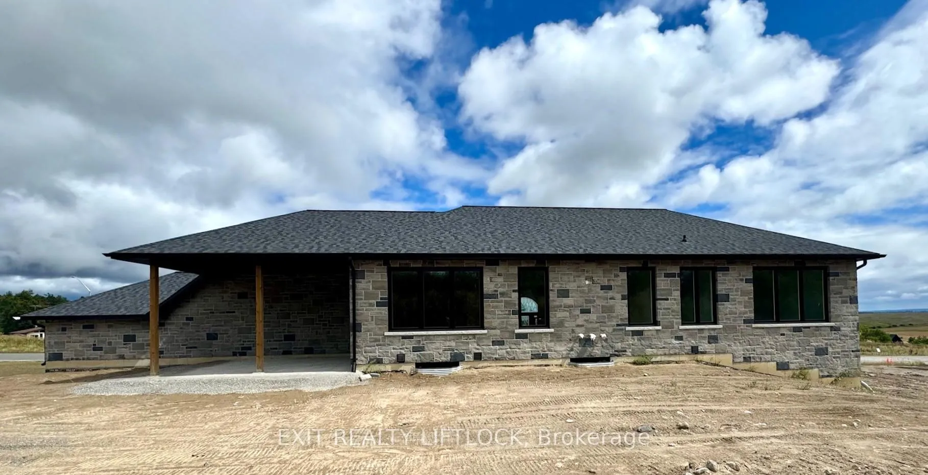 Photo 5 of 1936 Davenport Road, Cavan Monaghan, Cavan Twp — HOMEH