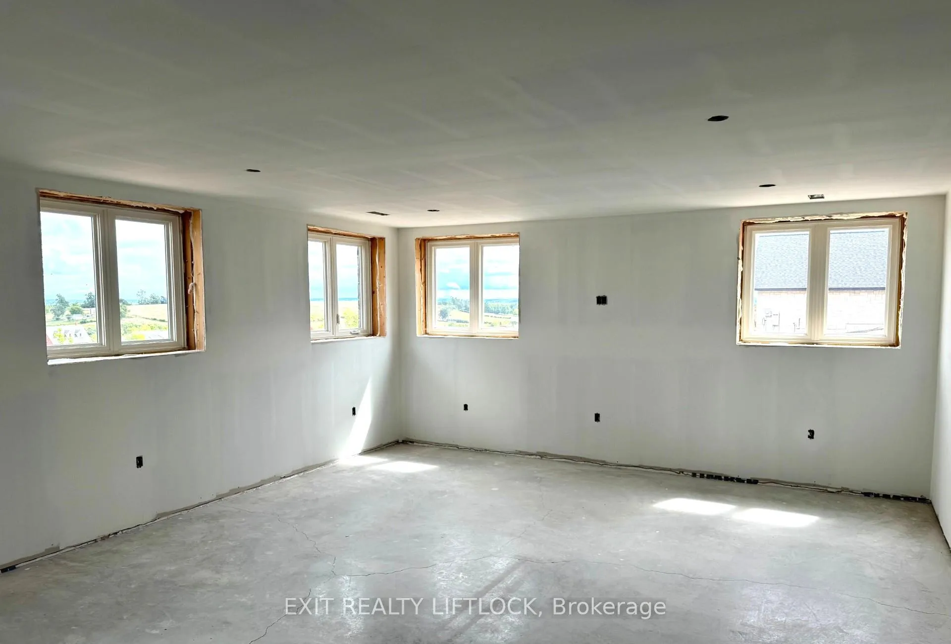 Photo 26 of 1936 Davenport Road, Cavan Monaghan, Cavan Twp — HOMEH