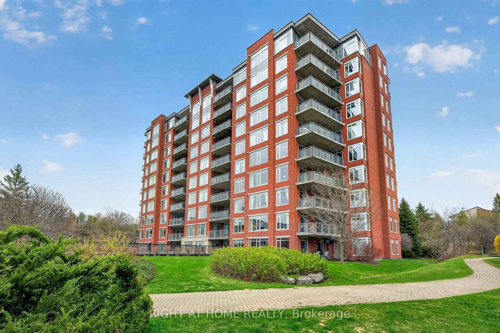 Photo 1 of Unit 307, 136 Darlington Private, Ottawa, Hunt Club/Western Community — HOMEH