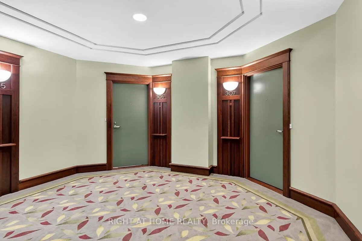 Photo 2 of Unit 307, 136 Darlington Private, Ottawa, Hunt Club/Western Community — HOMEH