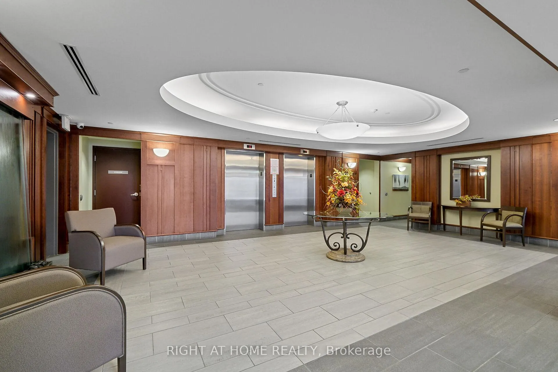 Photo 3 of Unit 307, 136 Darlington Private, Ottawa, Hunt Club/Western Community — HOMEH