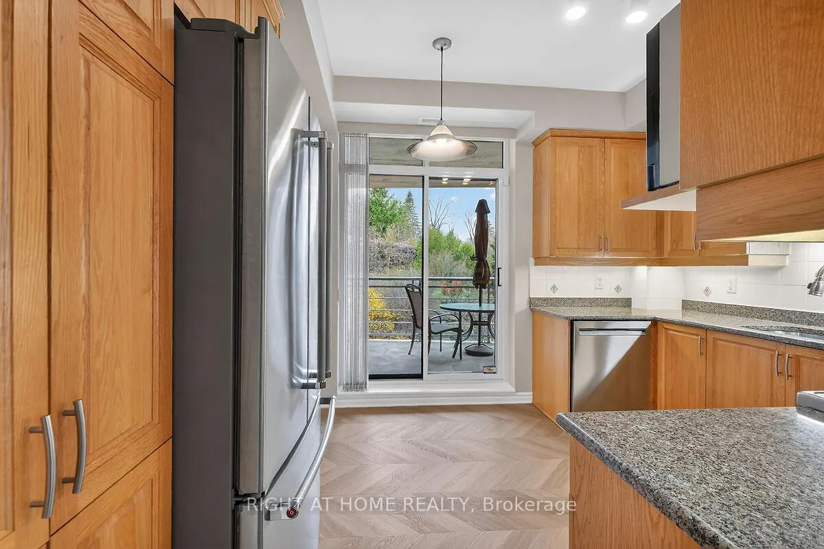 Photo 6 of Unit 307, 136 Darlington Private, Ottawa, Hunt Club/Western Community — HOMEH
