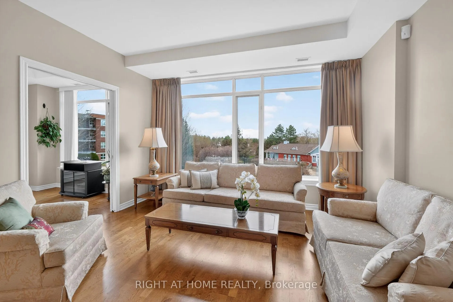 Photo 19 of Unit 307, 136 Darlington Private, Ottawa, Hunt Club/Western Community — HOMEH