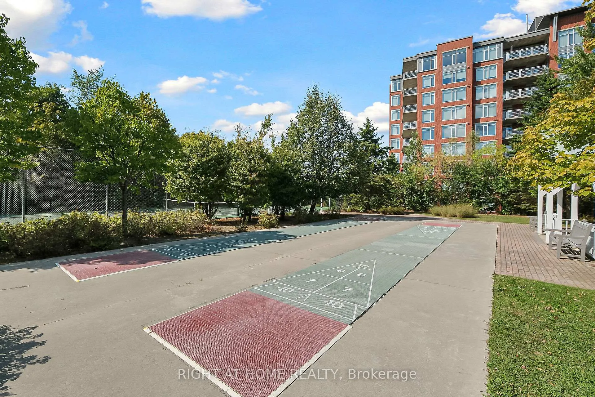Photo 38 of Unit 307, 136 Darlington Private, Ottawa, Hunt Club/Western Community — HOMEH
