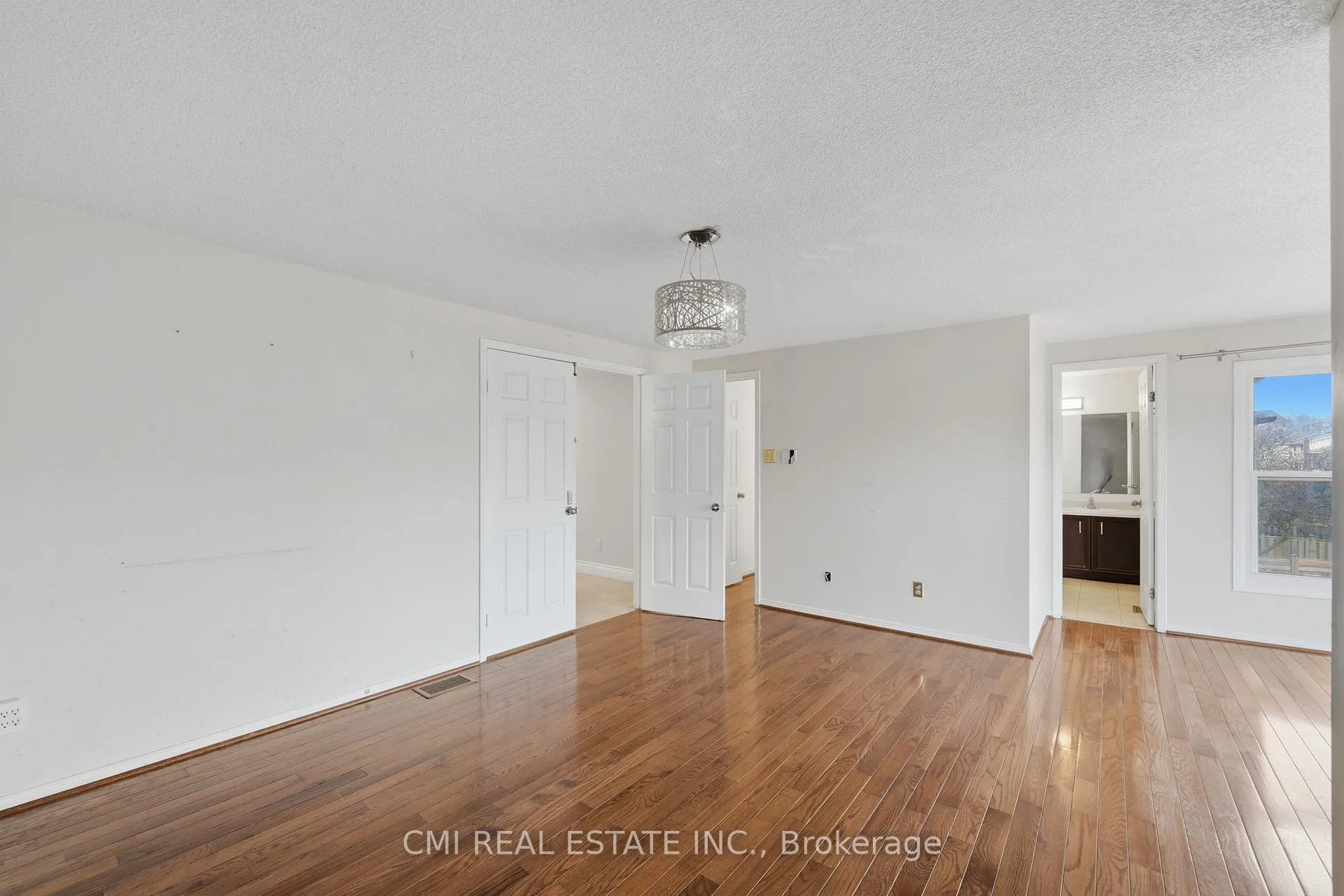 Photo 12 of 560 Steeple Hill, Pickering, Woodlands — HOMEH