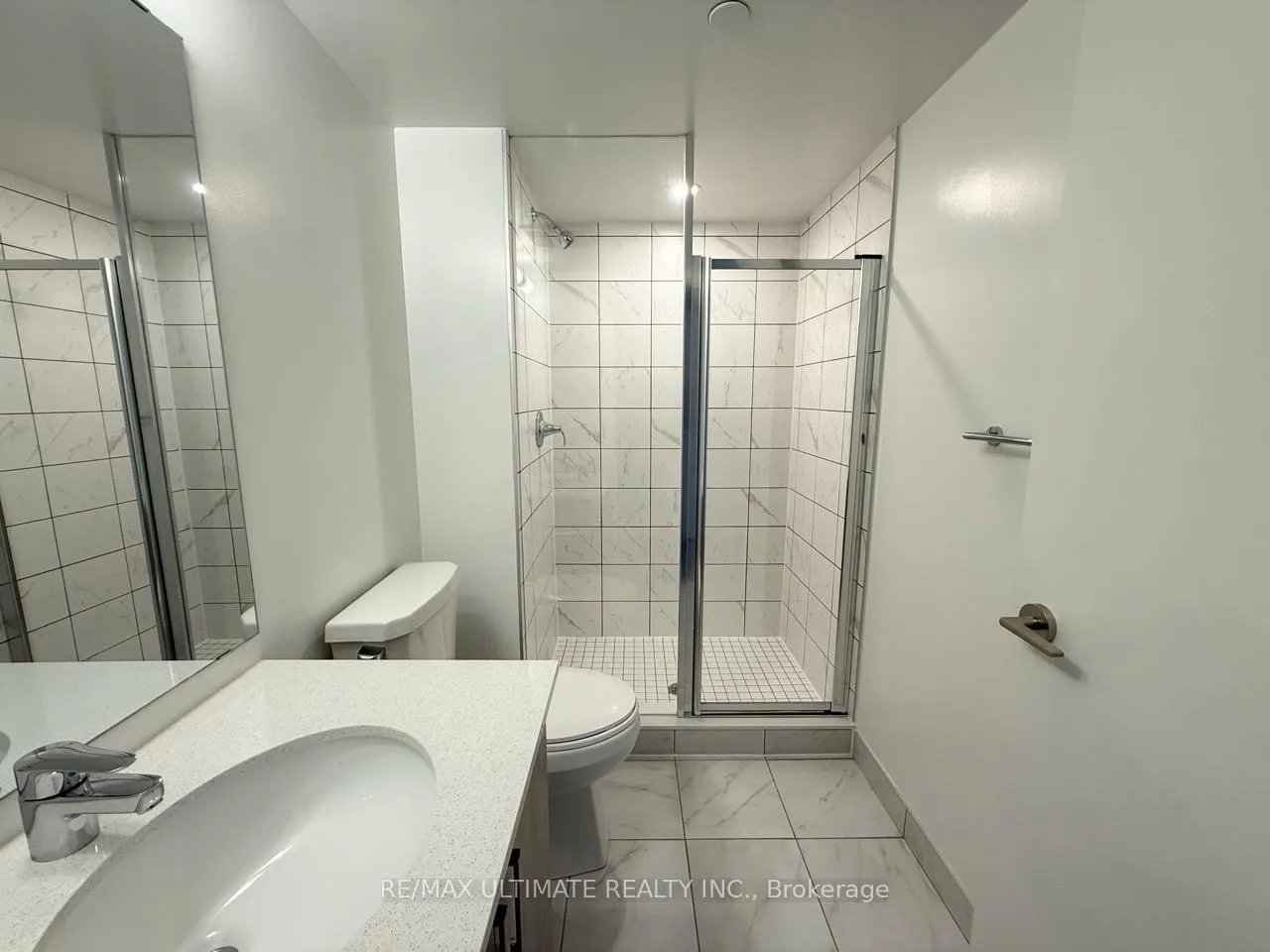 Photo 7 of Unit 1302, 1010 Sandy Beach Road, Pickering, Bay Ridges — HOMEH
