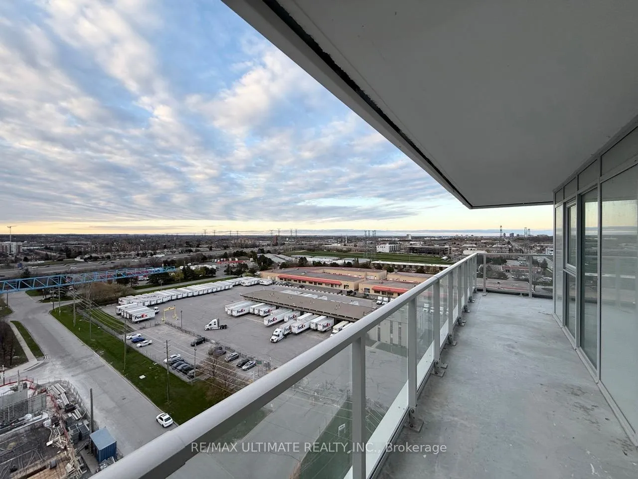Photo 12 of Unit 1302, 1010 Sandy Beach Road, Pickering, Bay Ridges — HOMEH