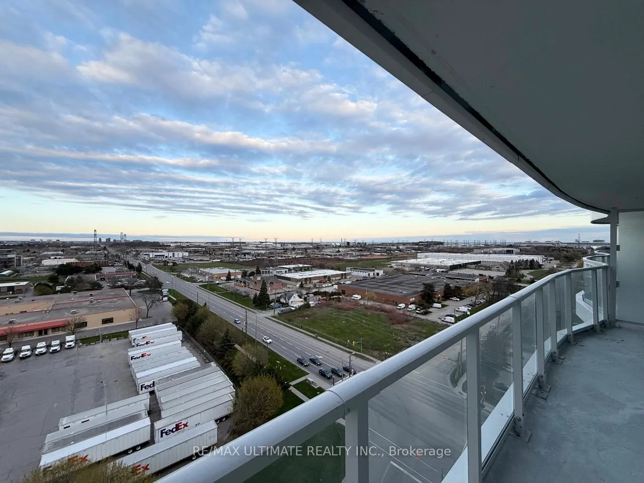 Photo 13 of Unit 1302, 1010 Sandy Beach Road, Pickering, Bay Ridges — HOMEH