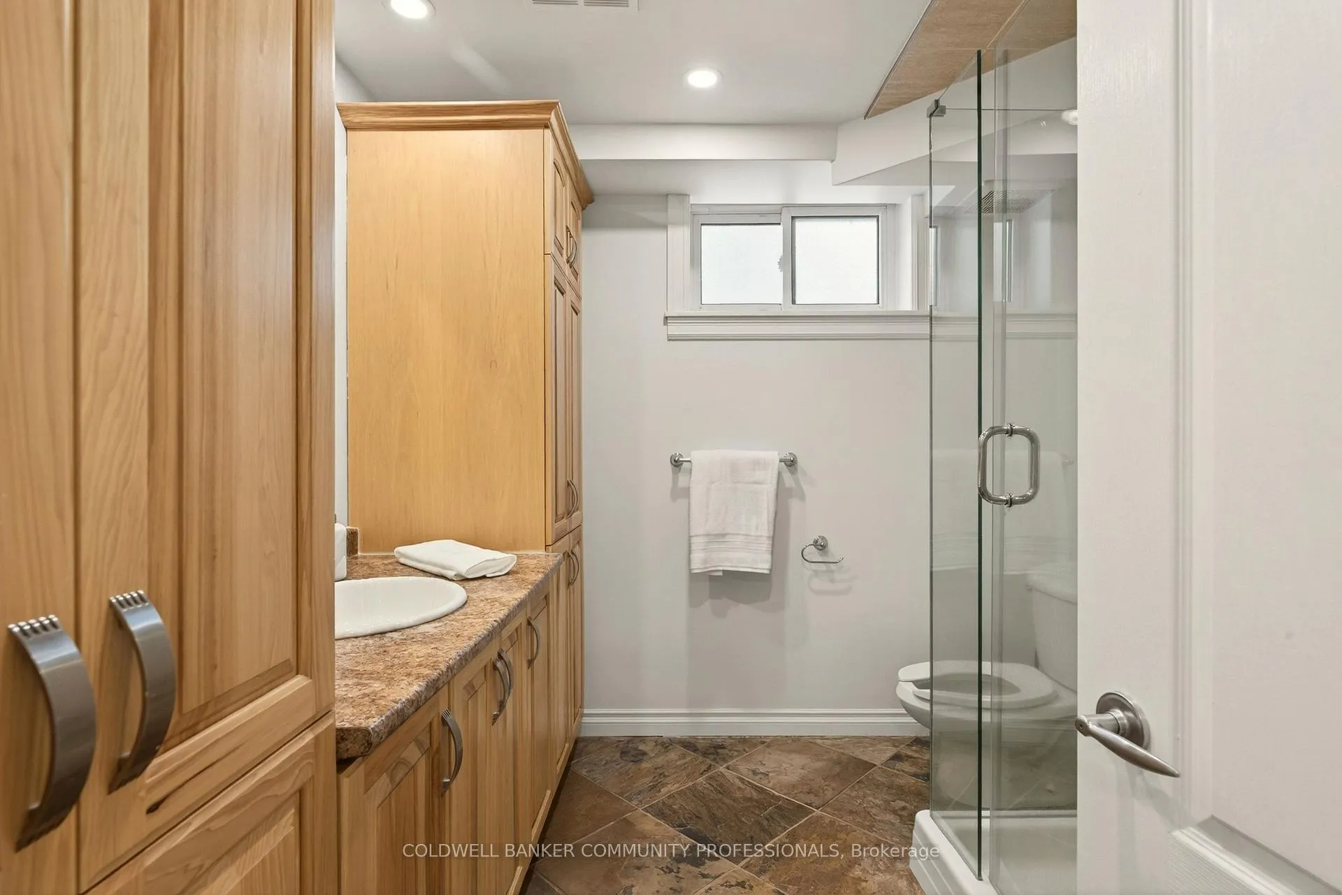 Photo 33 of 123 Hillcrest Avenue, Hamilton, Greensville — HOMEH