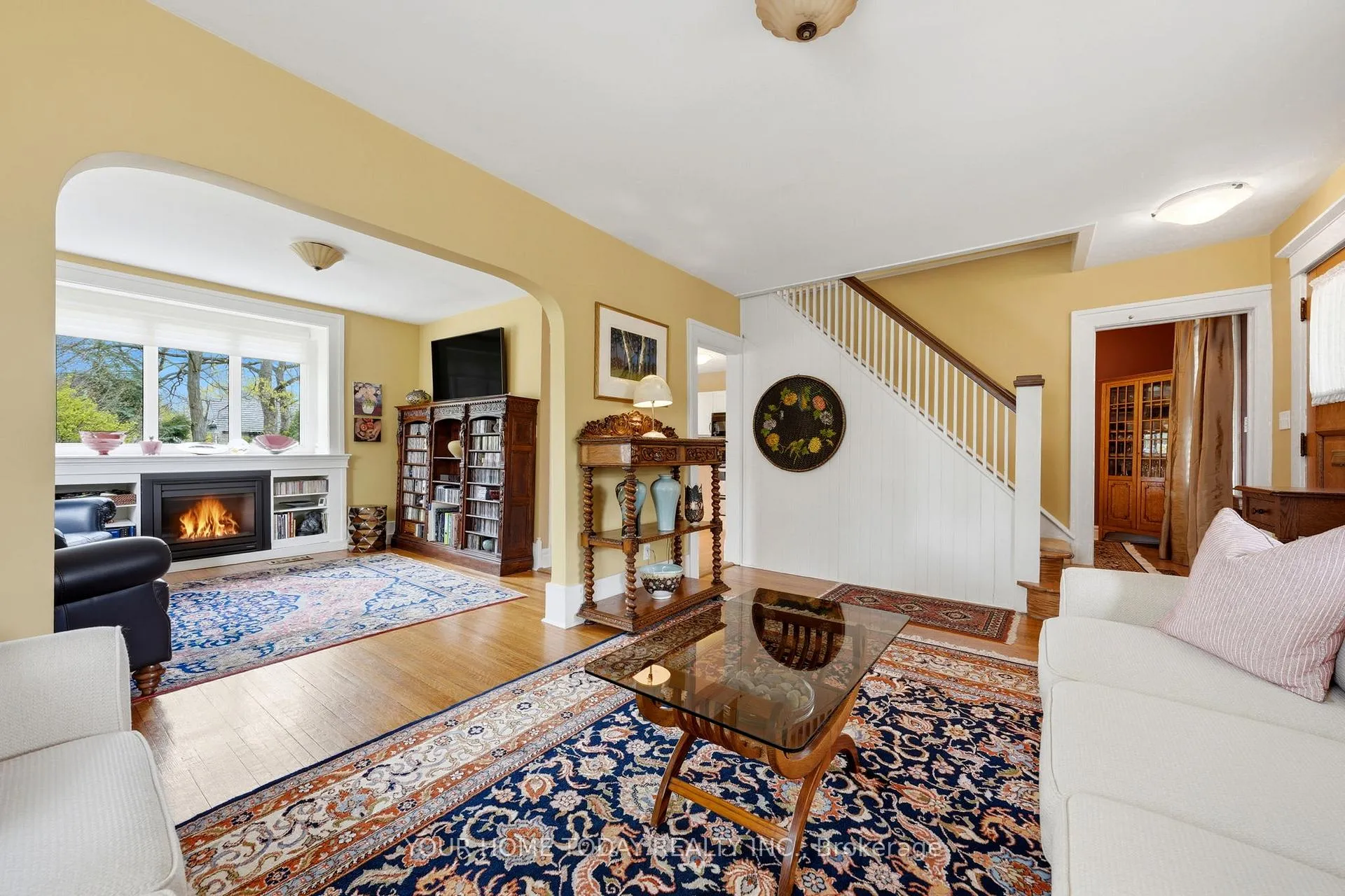 Photo 8 of 15 Albert Street, Halton Hills, Georgetown — HOMEH