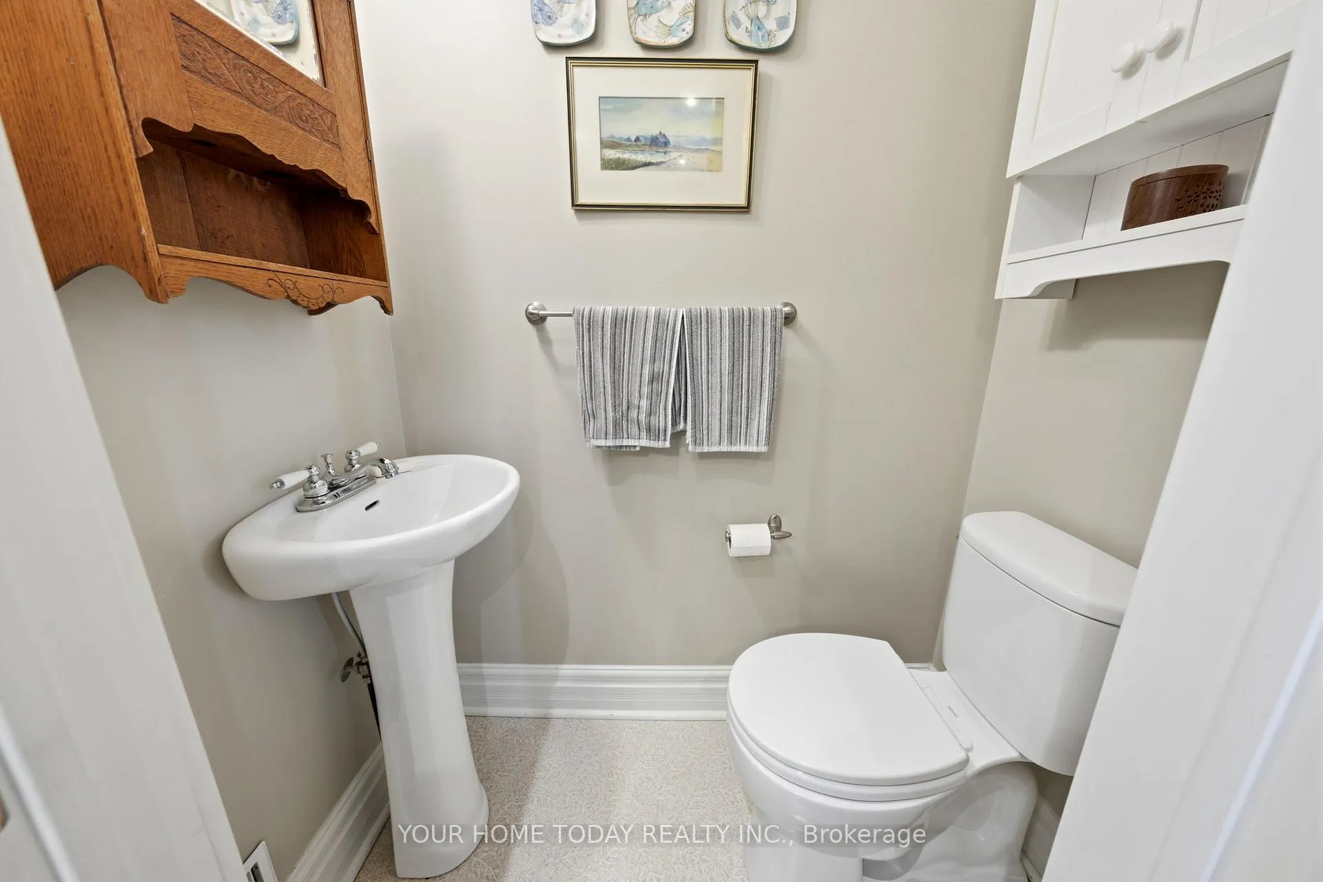 Photo 16 of 15 Albert Street, Halton Hills, Georgetown — HOMEH