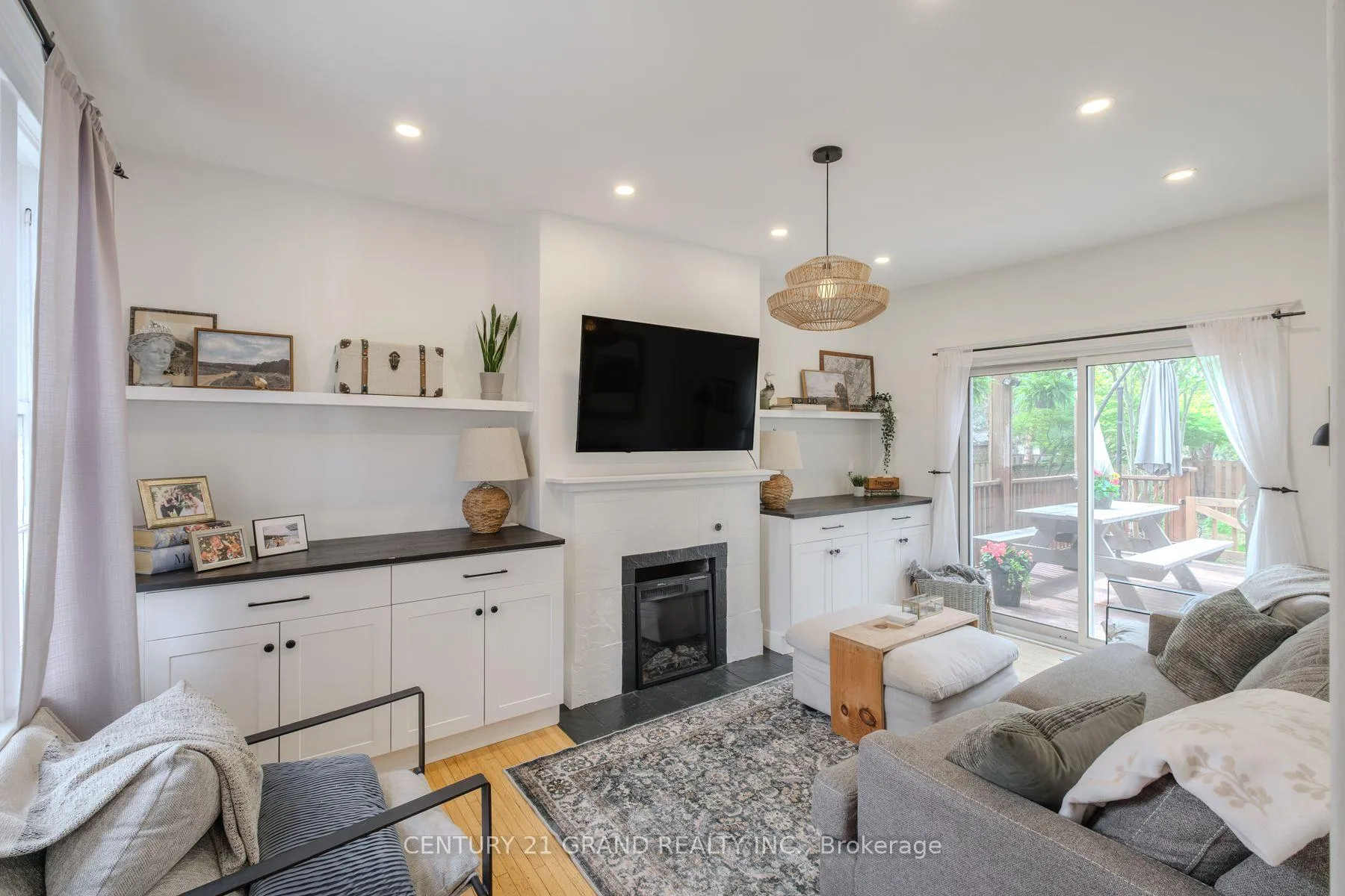 Photo 7 of 58 Lincoln Avenue, Brantford — HOMEH