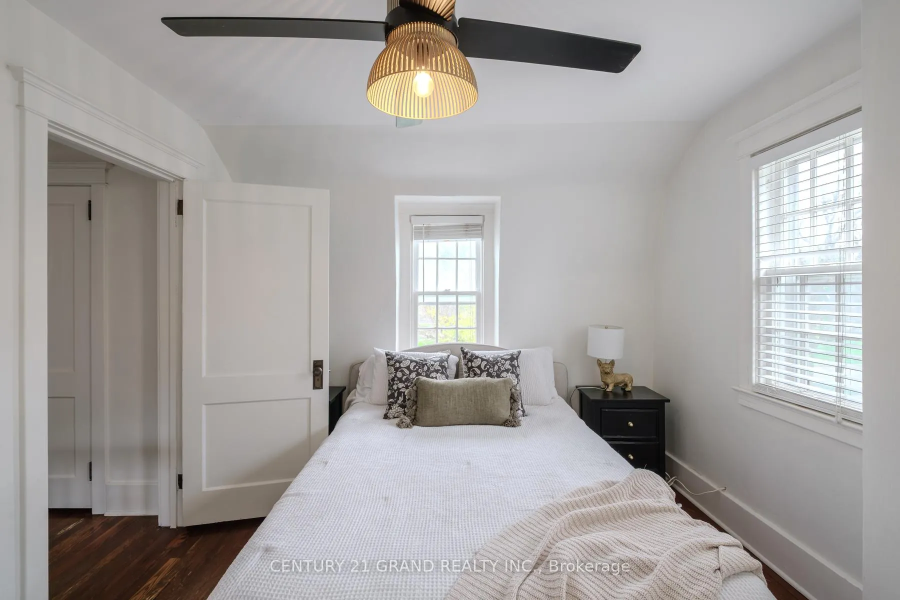 Photo 23 of 58 Lincoln Avenue, Brantford — HOMEH