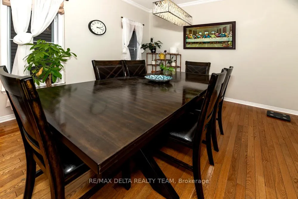 Photo 12 of 125 Stoneway Drive, Ottawa, Barrhaven East — HOMEH