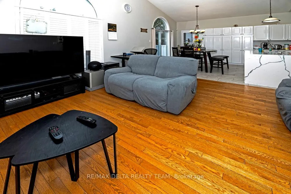 Photo 19 of 125 Stoneway Drive, Ottawa, Barrhaven East — HOMEH