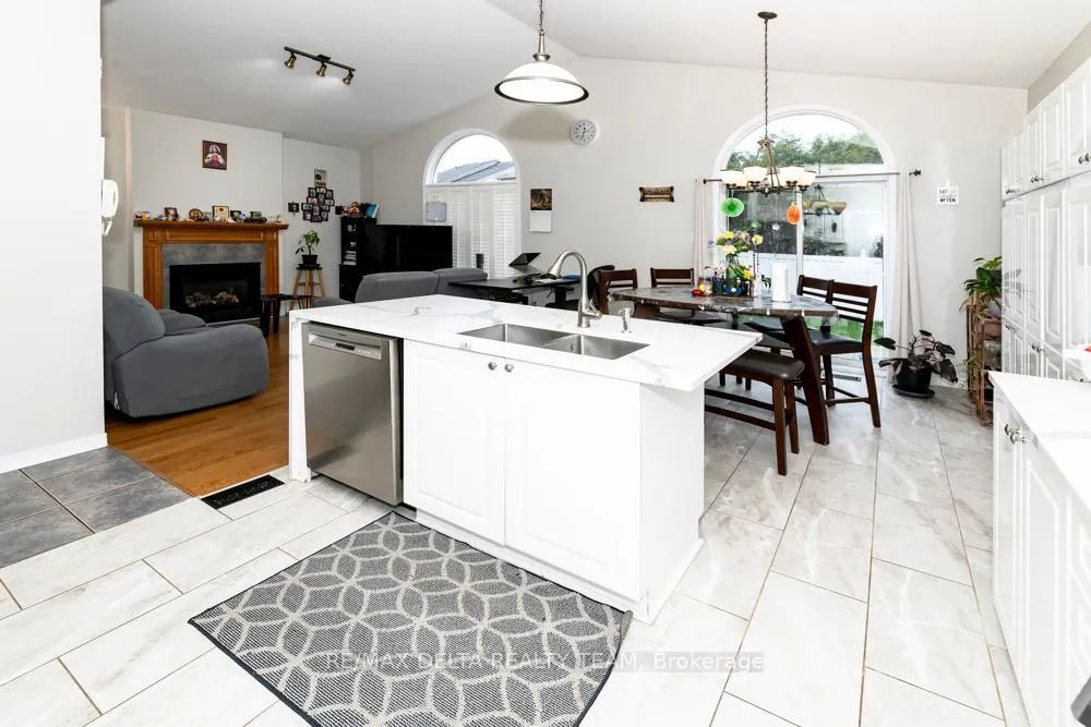 Photo 26 of 125 Stoneway Drive, Ottawa, Barrhaven East — HOMEH