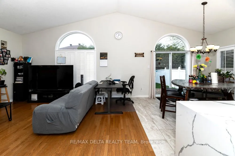 Photo 27 of 125 Stoneway Drive, Ottawa, Barrhaven East — HOMEH