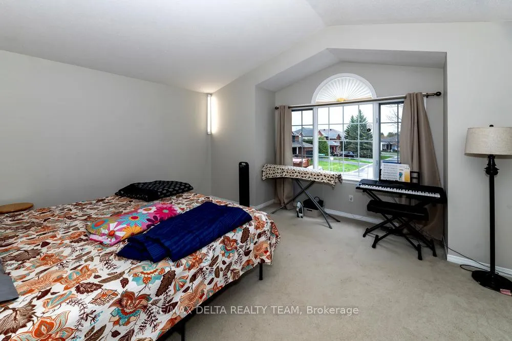 Photo 32 of 125 Stoneway Drive, Ottawa, Barrhaven East — HOMEH