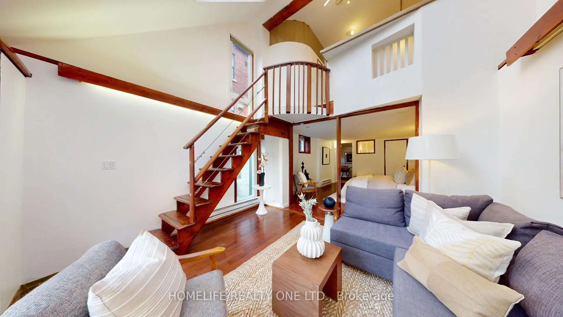 Photo 17 of 25 Riverdale Avenue, Toronto, North Riverdale — HOMEH