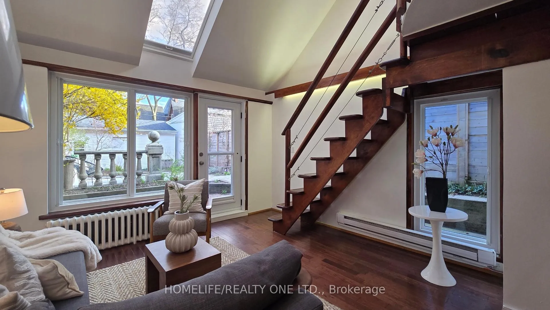 Photo 18 of 25 Riverdale Avenue, Toronto, North Riverdale — HOMEH