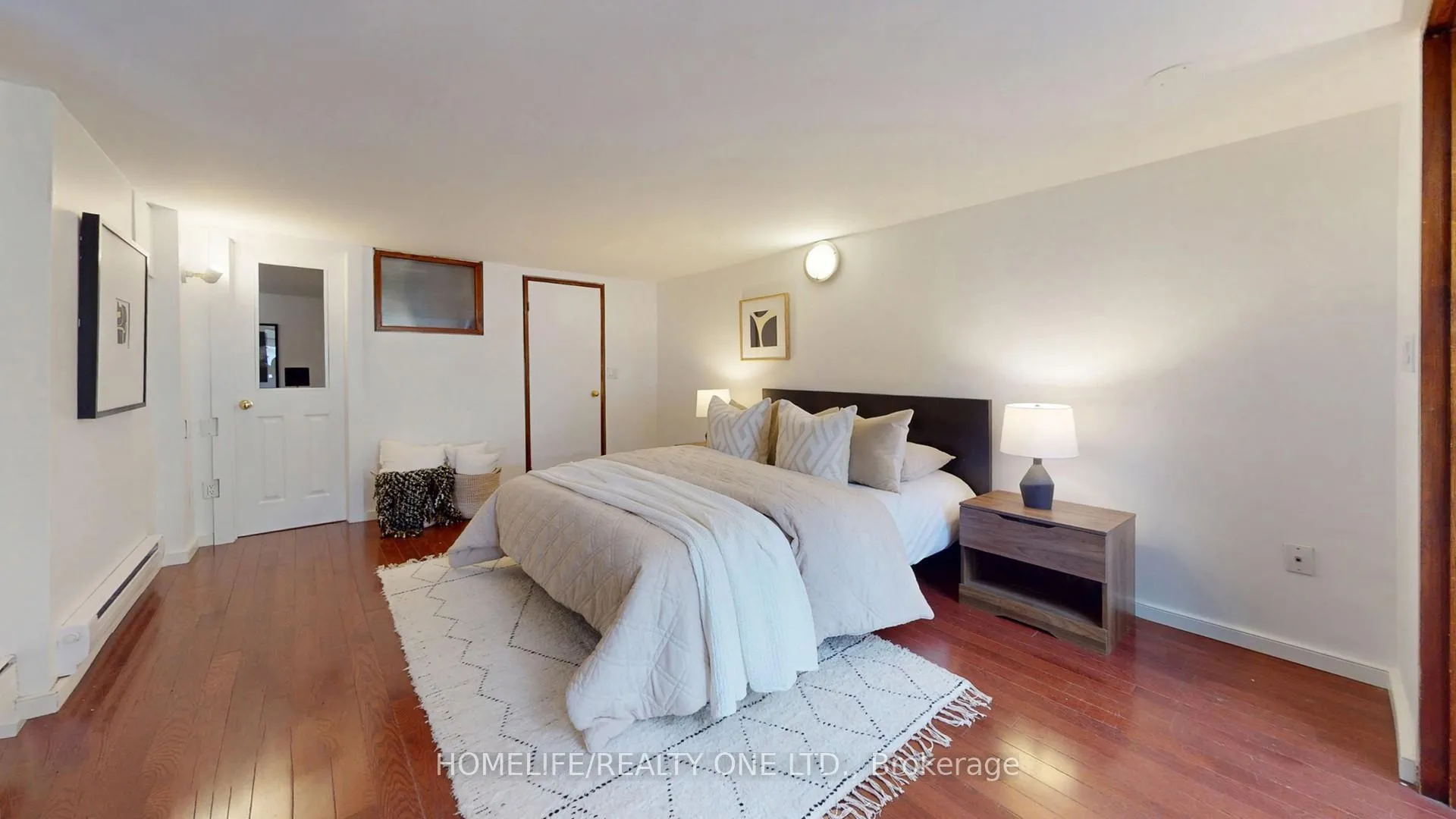 Photo 20 of 25 Riverdale Avenue, Toronto, North Riverdale — HOMEH