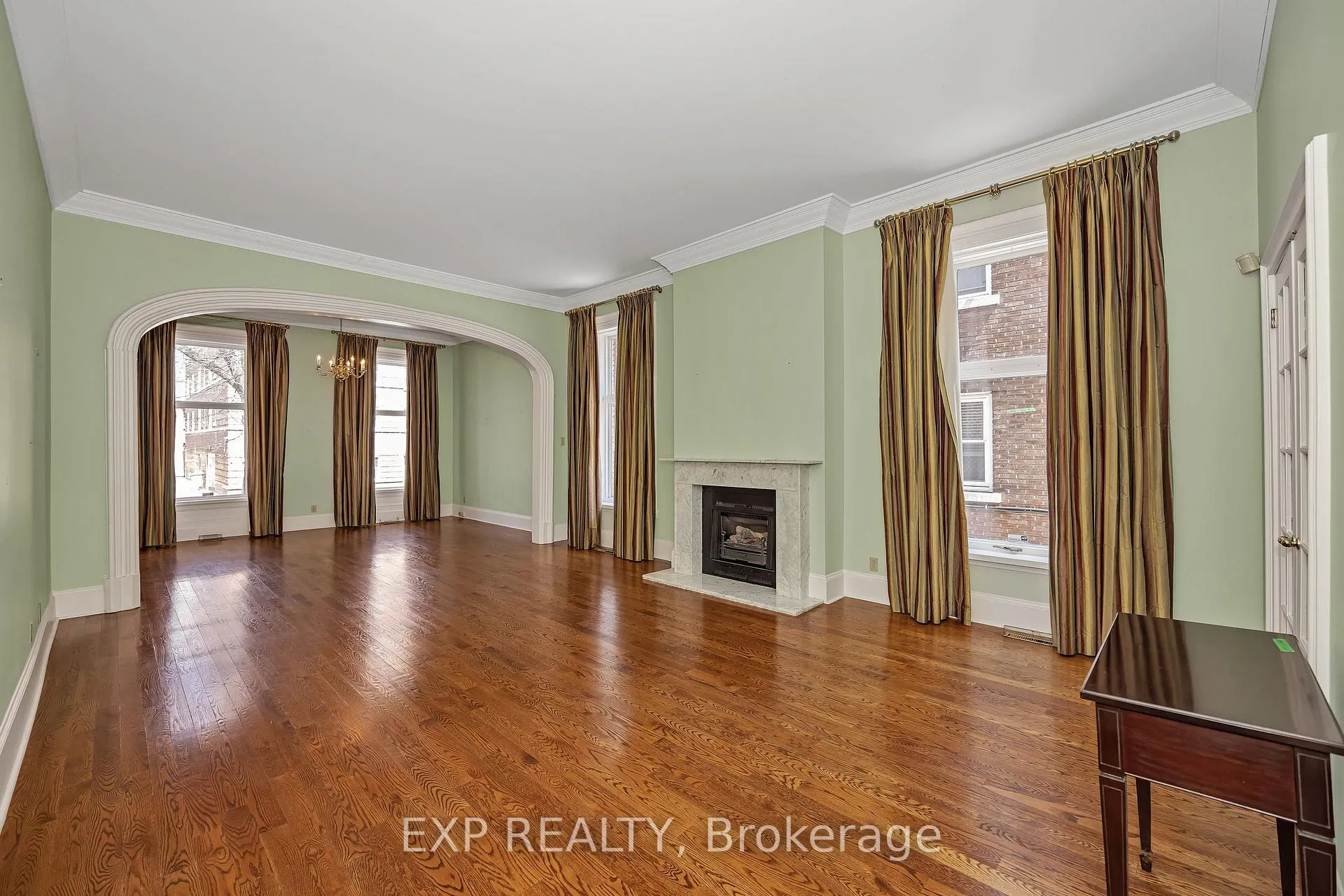 Photo 3 of Unit 2, 274 Daly Avenue, Ottawa, Sandy Hill — HOMEH