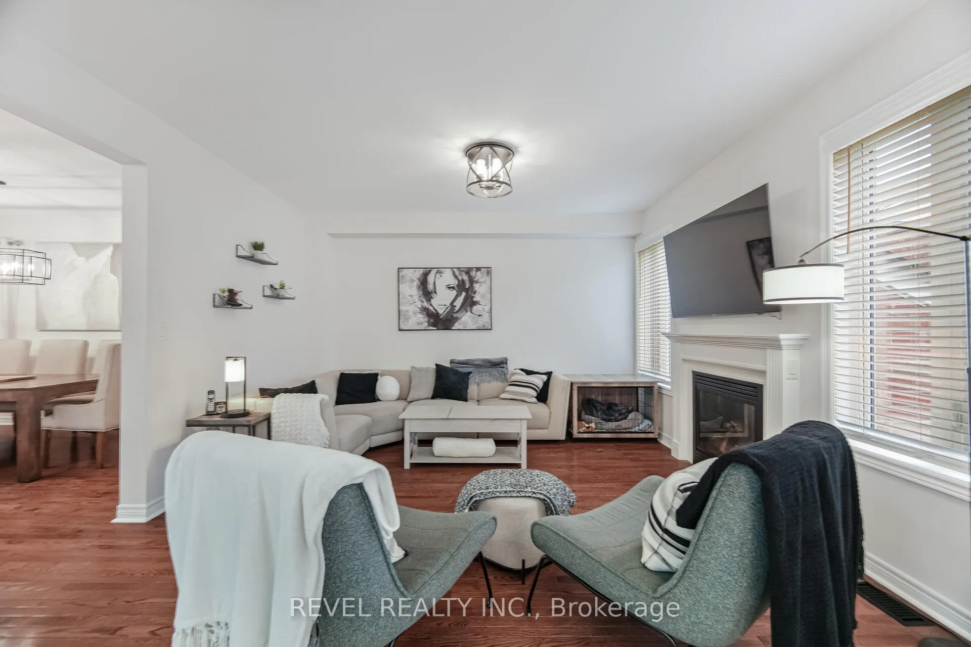 Photo 16 of 323 Bessborough Drive, Milton, Harrison — HOMEH