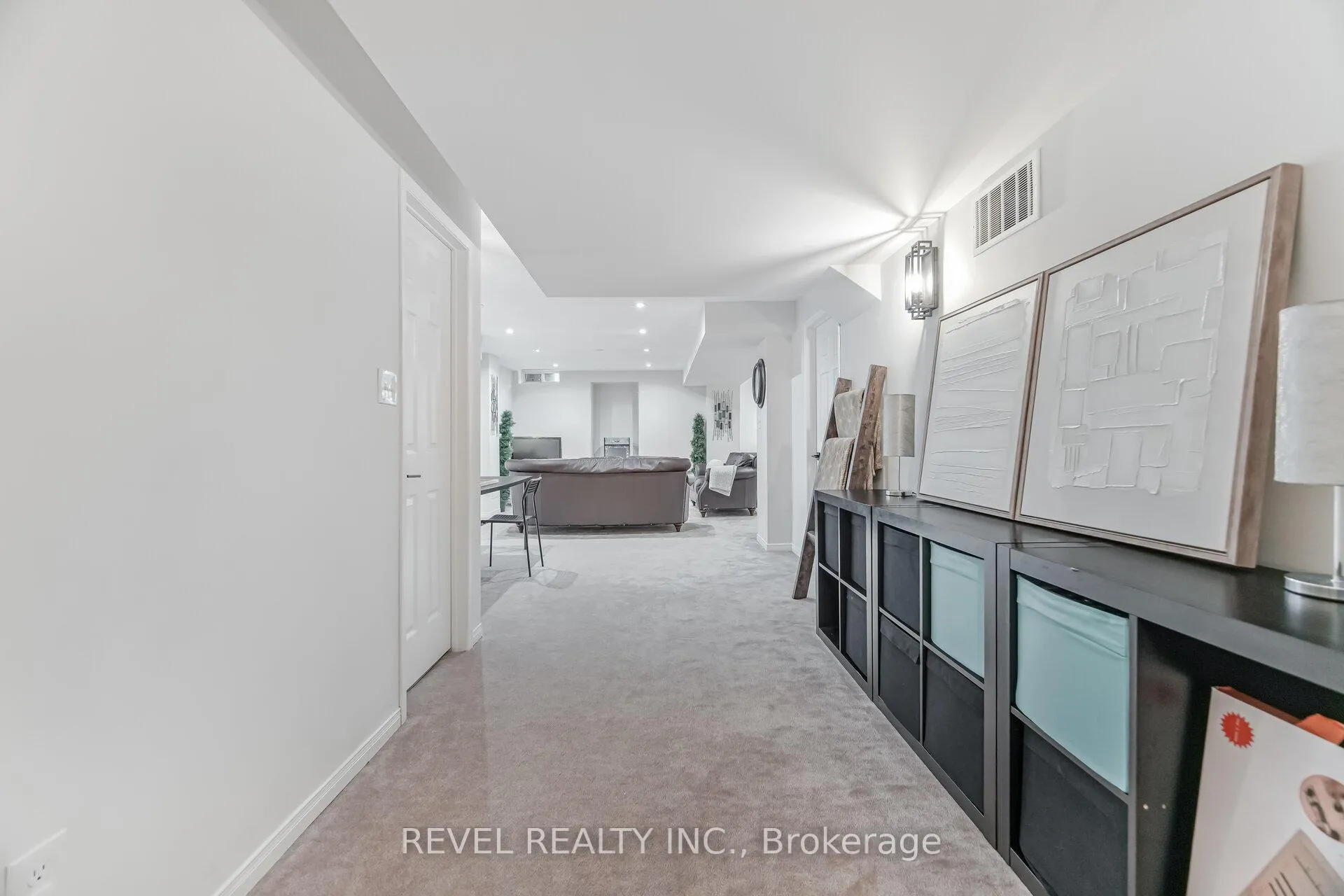 Photo 34 of 323 Bessborough Drive, Milton, Harrison — HOMEH