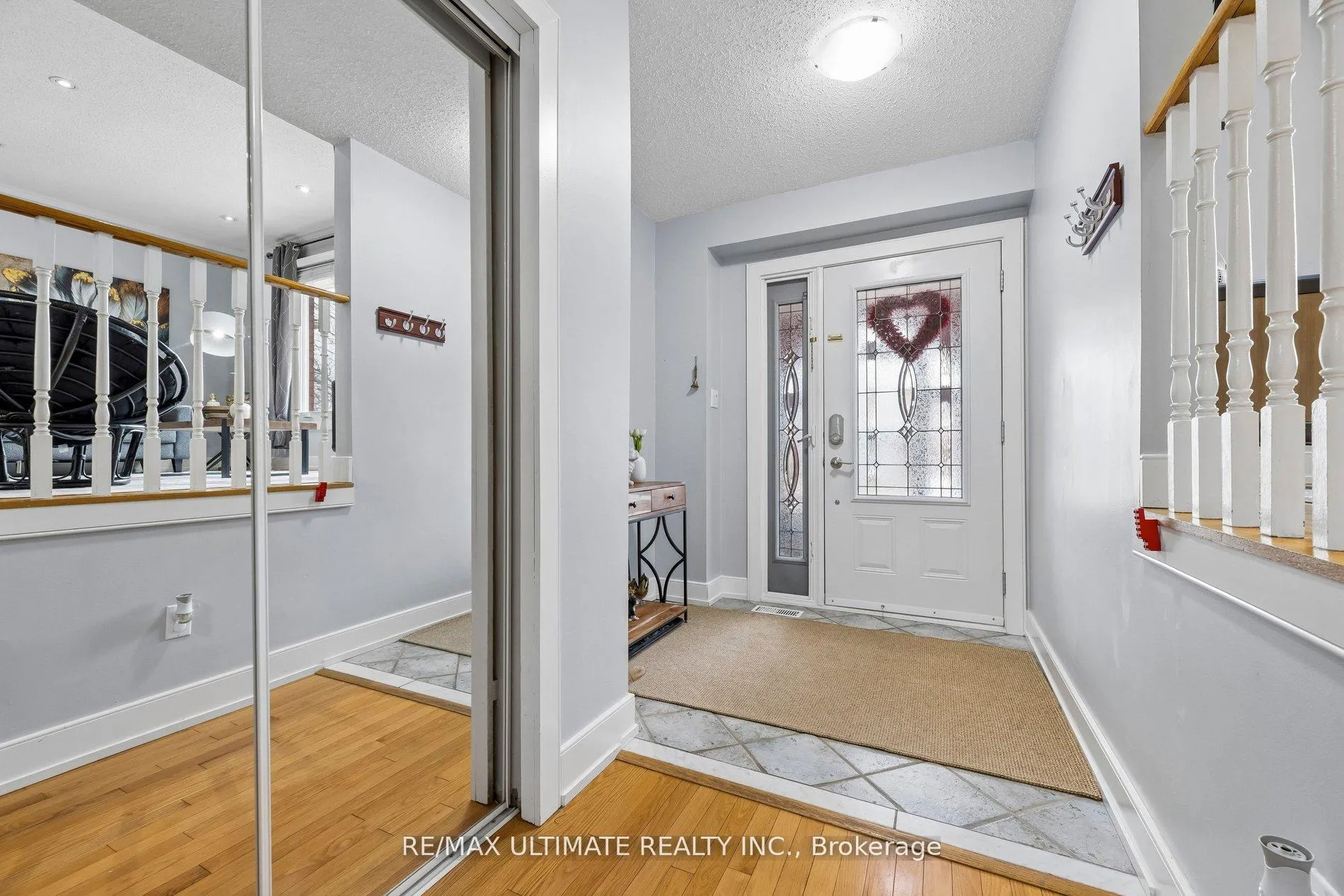 Photo 5 of 864 Copperfield Drive, Oshawa, Eastdale — HOMEH