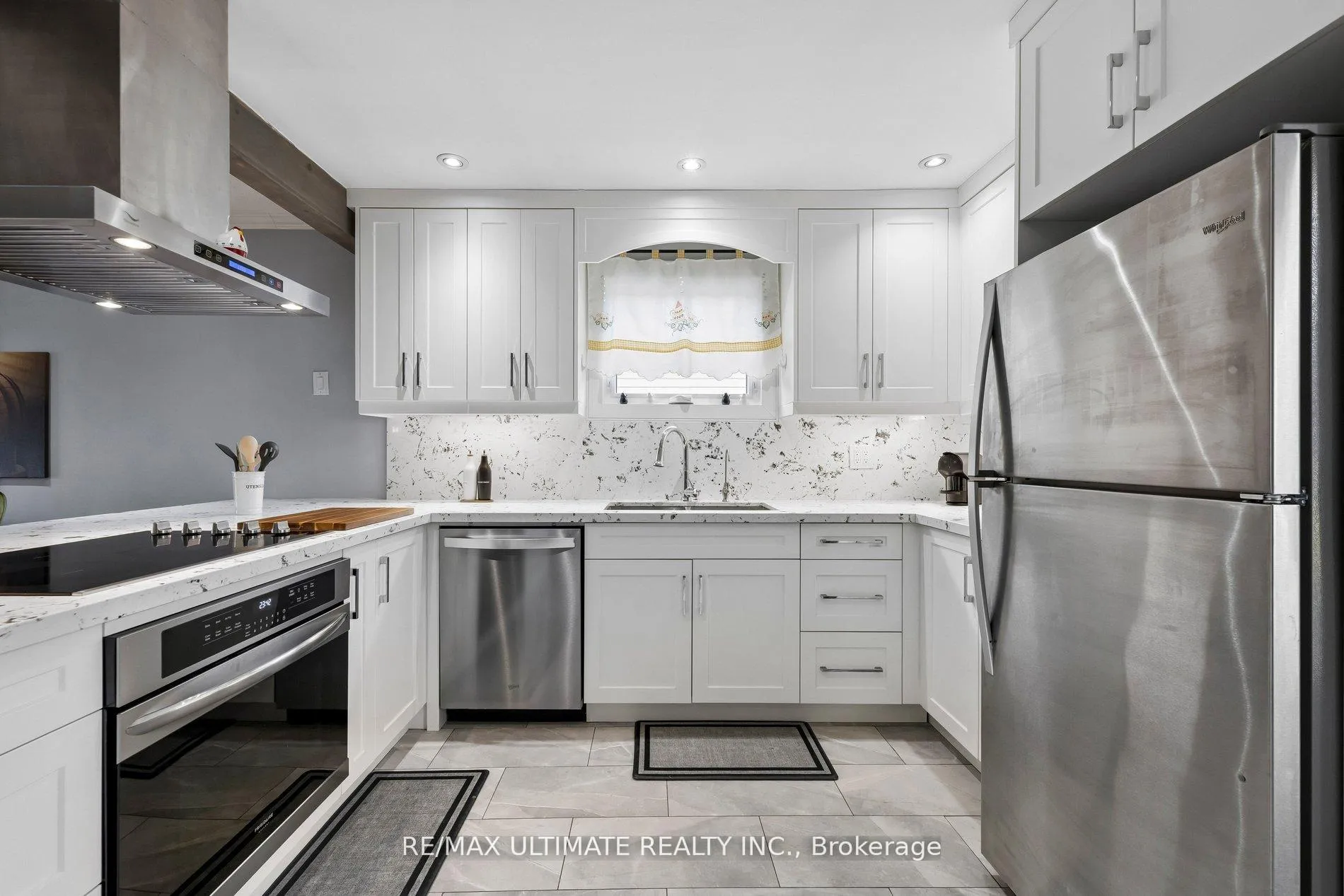 Photo 13 of 864 Copperfield Drive, Oshawa, Eastdale — HOMEH