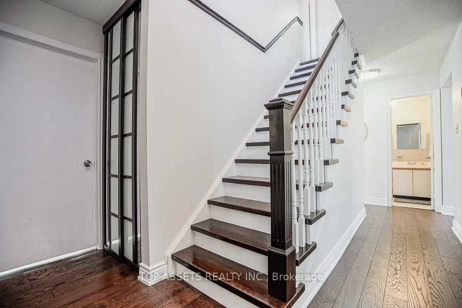 Photo 3 of 1603 Mcbrady Crescent, Pickering, Brock Ridge — HOMEH