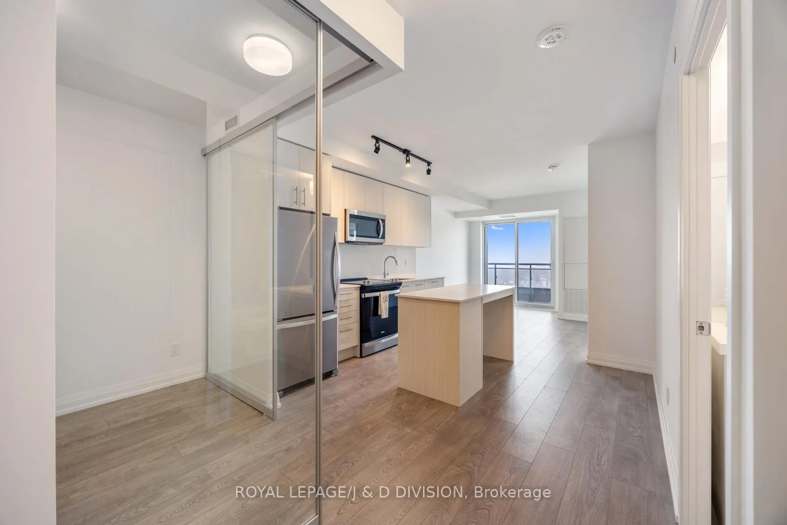 Photo 4 of Unit 1510, 286 Main Street, Toronto, East End-Danforth — HOMEH