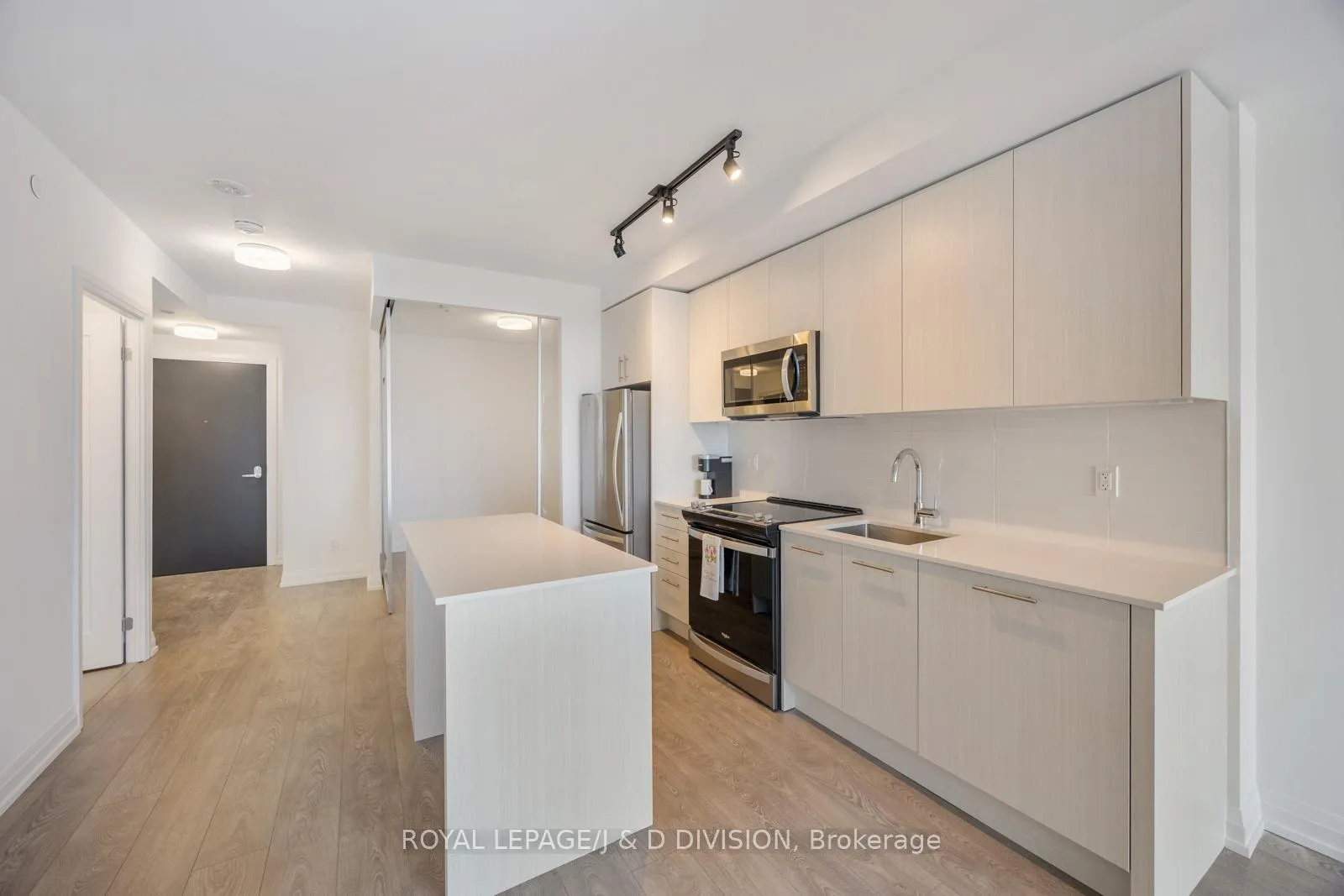 Photo 8 of Unit 1510, 286 Main Street, Toronto, East End-Danforth — HOMEH