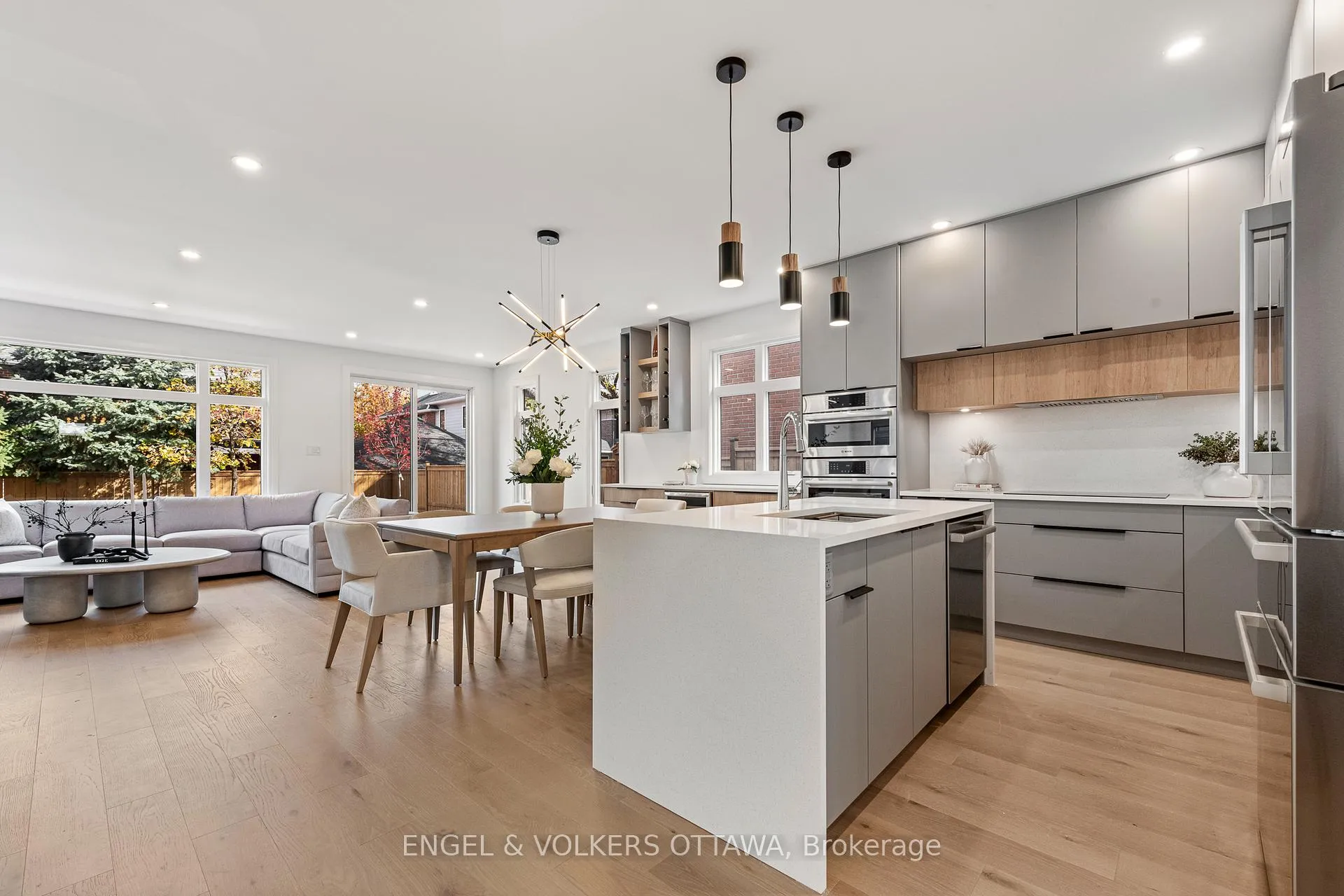 Photo 5 of 493 Highcroft Avenue, Ottawa, Westboro/Hampton Park — HOMEH