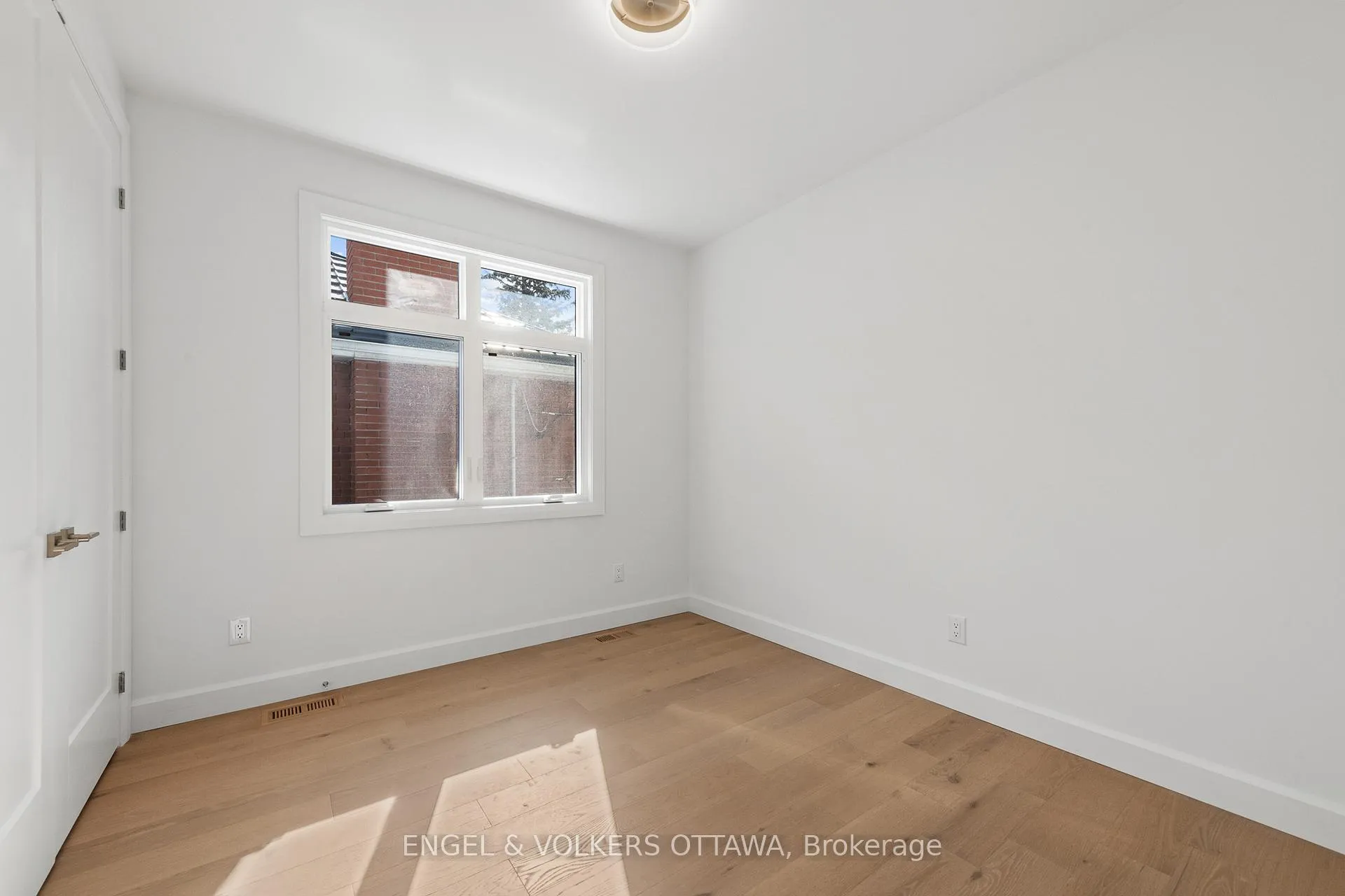 Photo 26 of 493 Highcroft Avenue, Ottawa, Westboro/Hampton Park — HOMEH