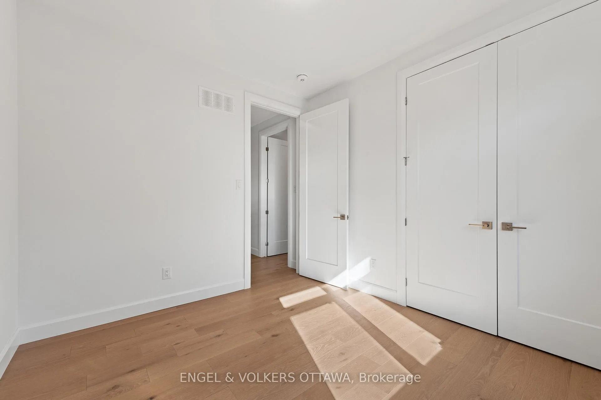 Photo 27 of 493 Highcroft Avenue, Ottawa, Westboro/Hampton Park — HOMEH