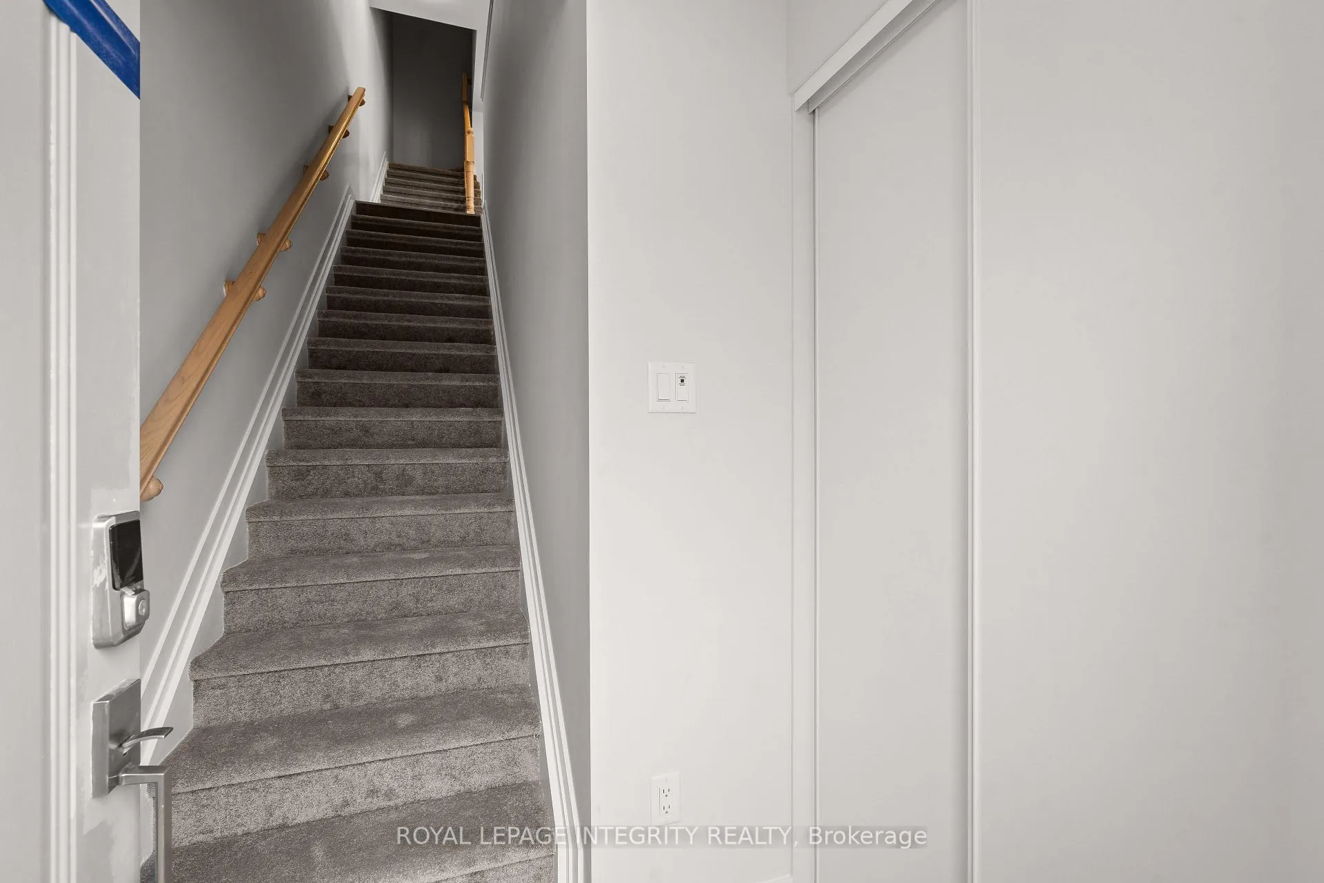 Photo 2 of 3280 Greenbank Road, Ottawa, Barrhaven - Half Moon Bay — HOMEH