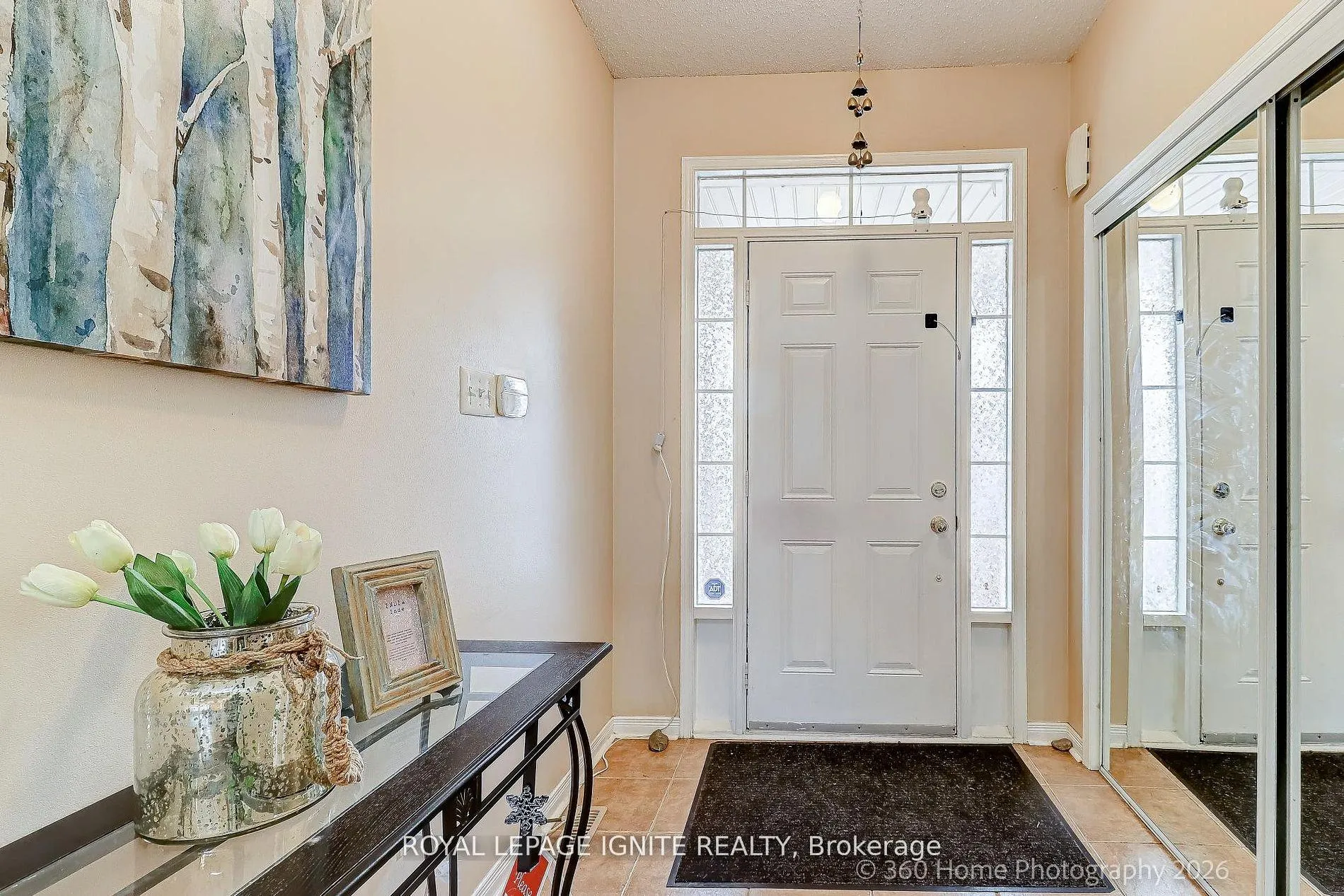 Photo 3 of 48 Thorp Crescent, Ajax, Central — HOMEH