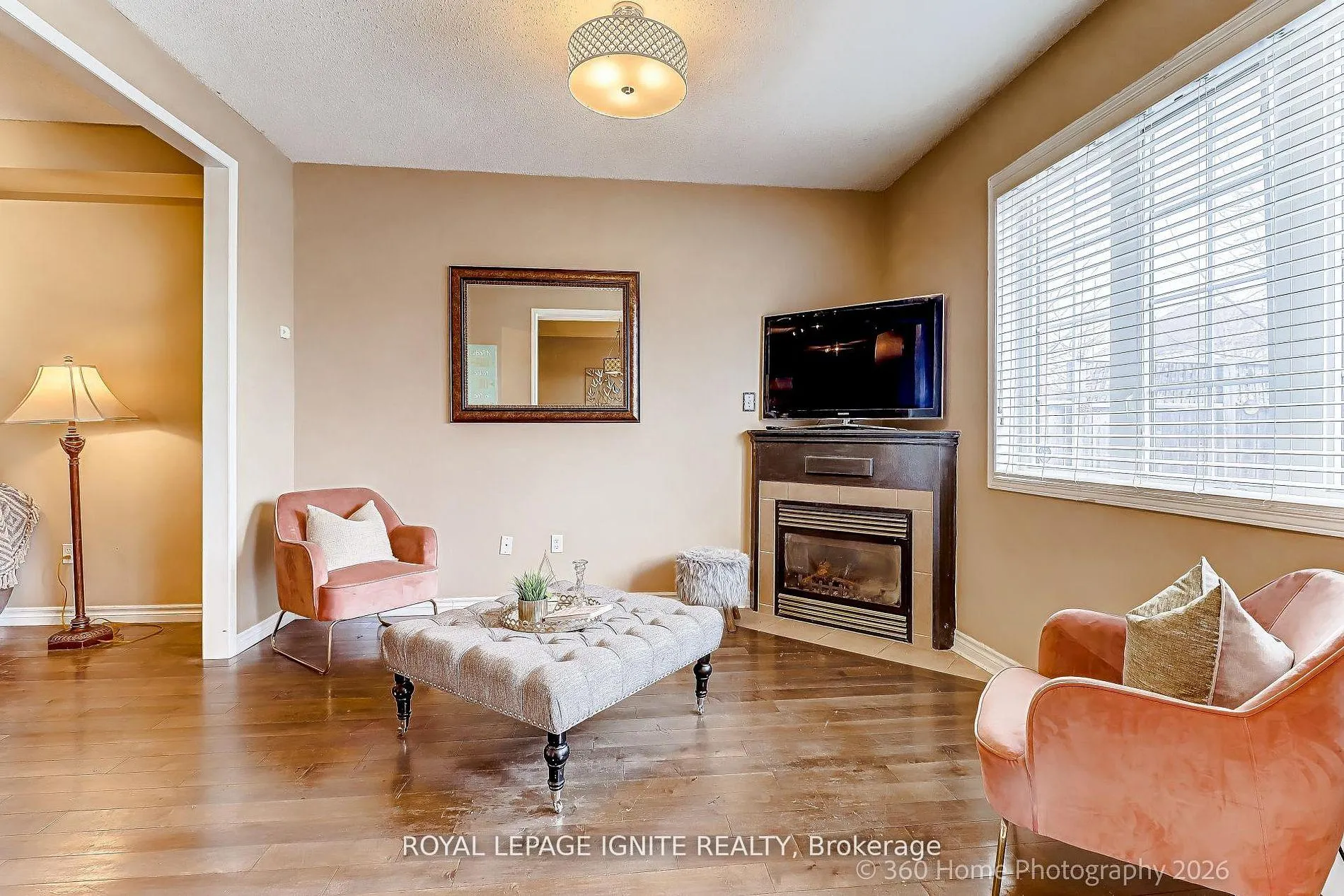 Photo 7 of 48 Thorp Crescent, Ajax, Central — HOMEH