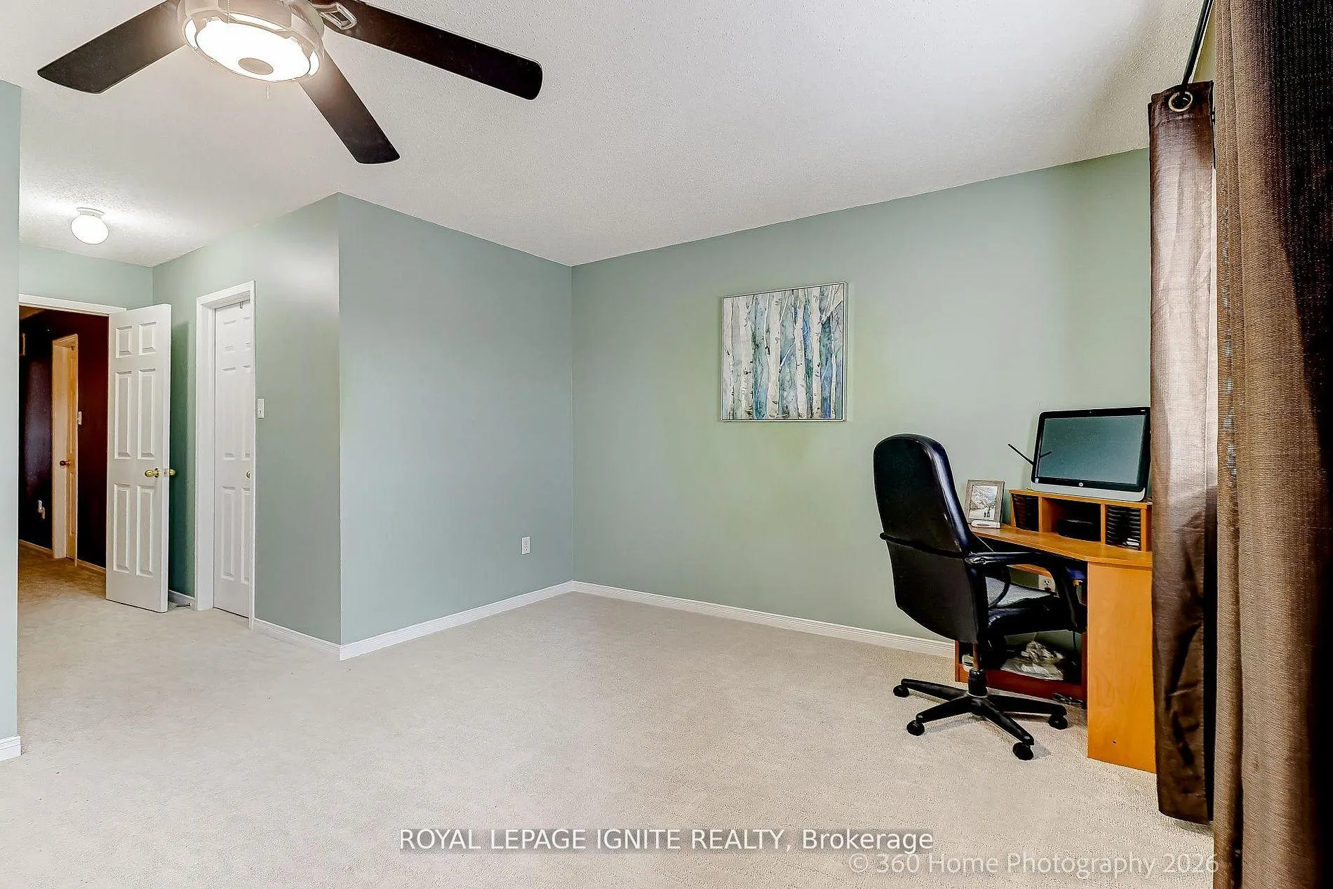 Photo 15 of 48 Thorp Crescent, Ajax, Central — HOMEH